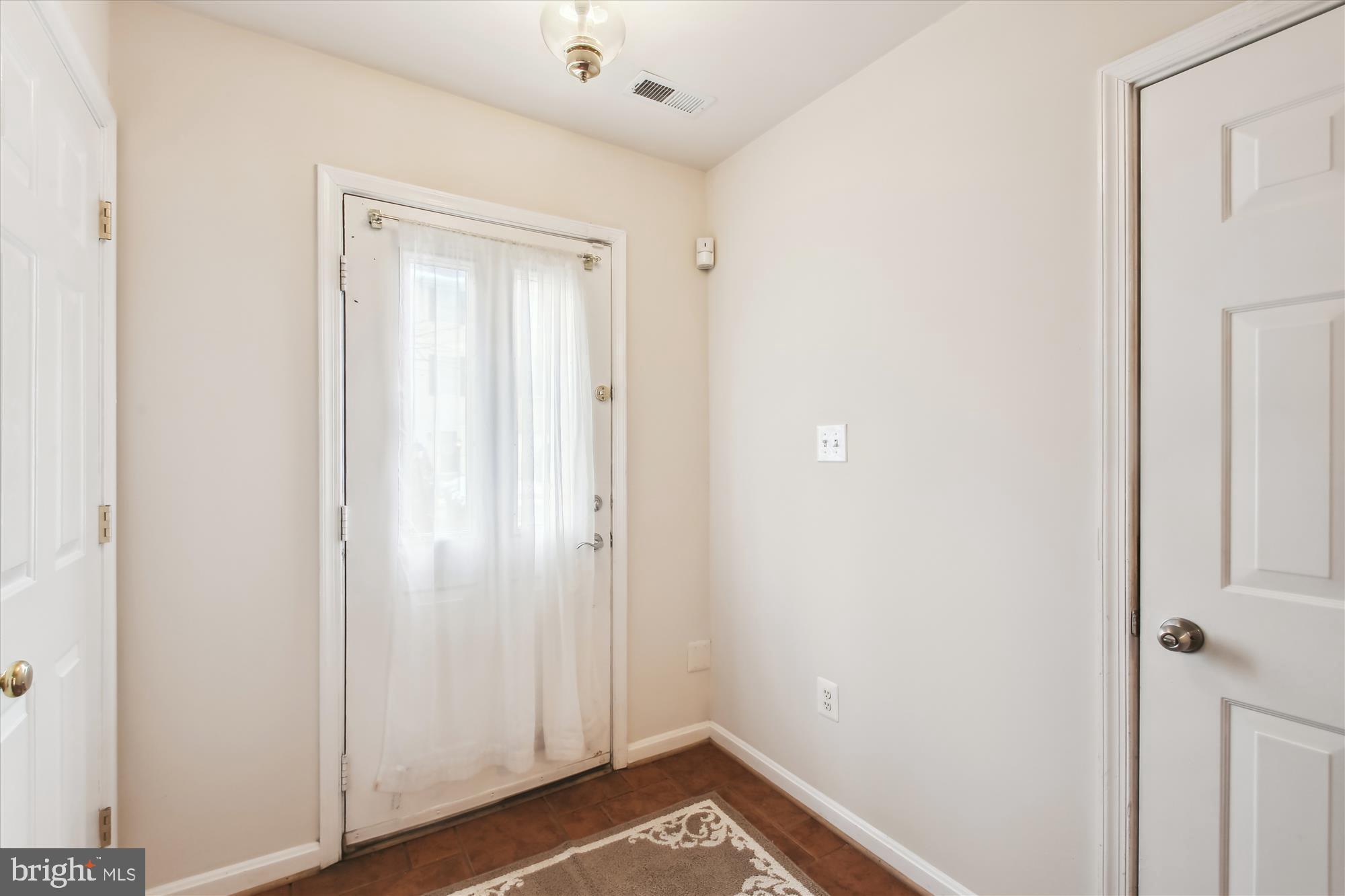 CROFTON FARMS - Residential Lease