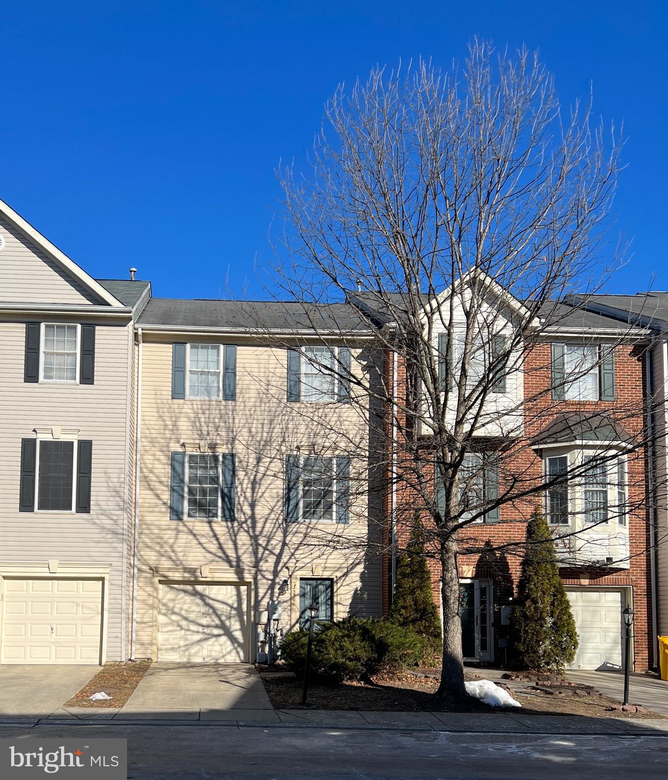 CROFTON FARMS - Residential Lease