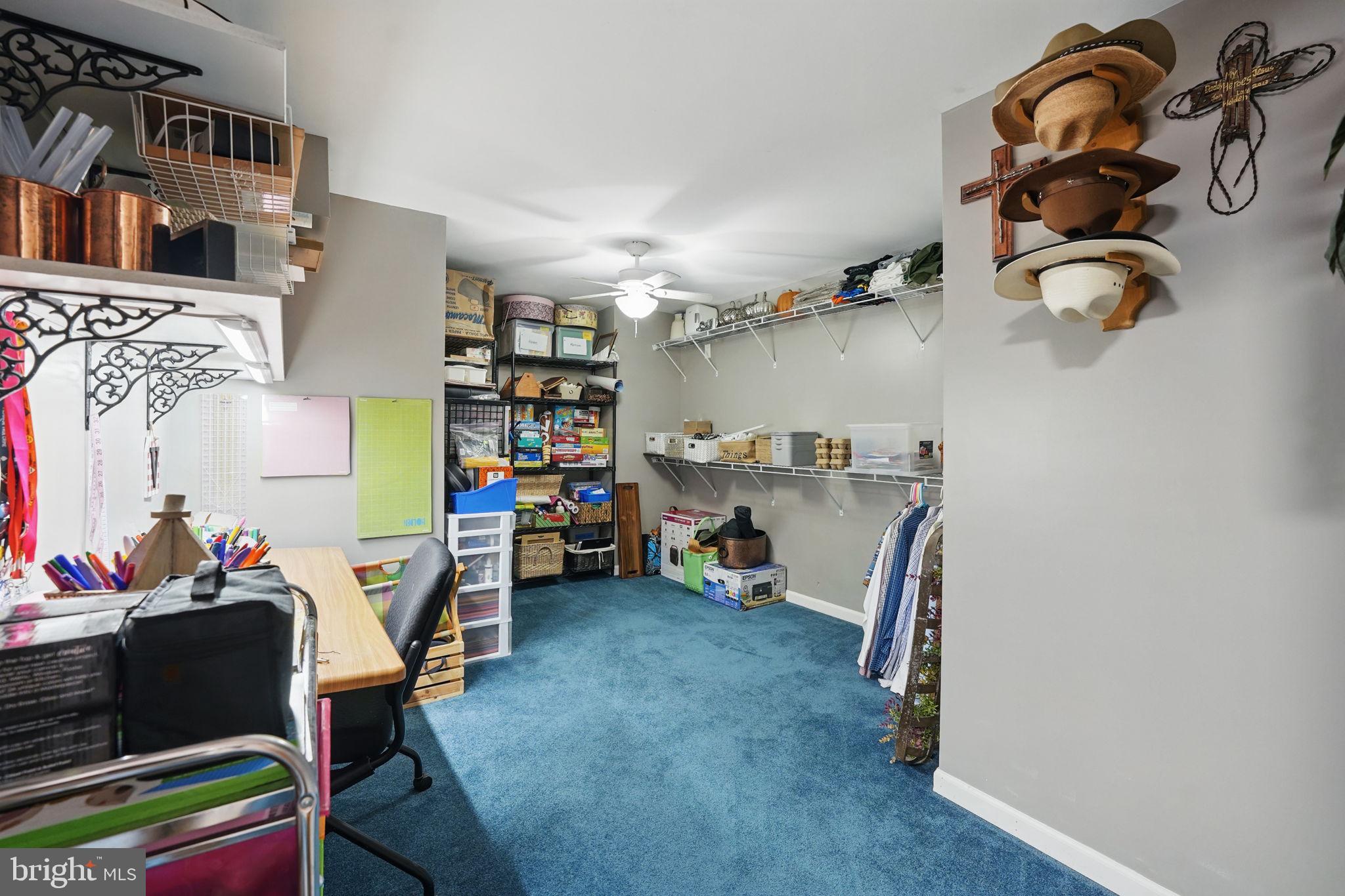 PIEDMONT SQUARE - Residential