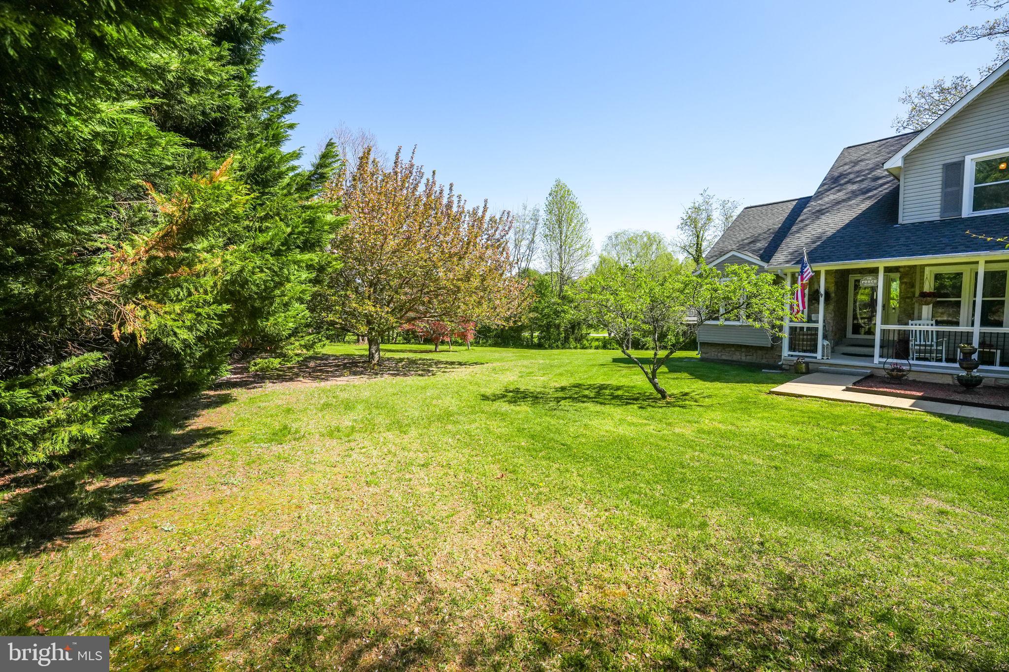 PIEDMONT SQUARE - Residential