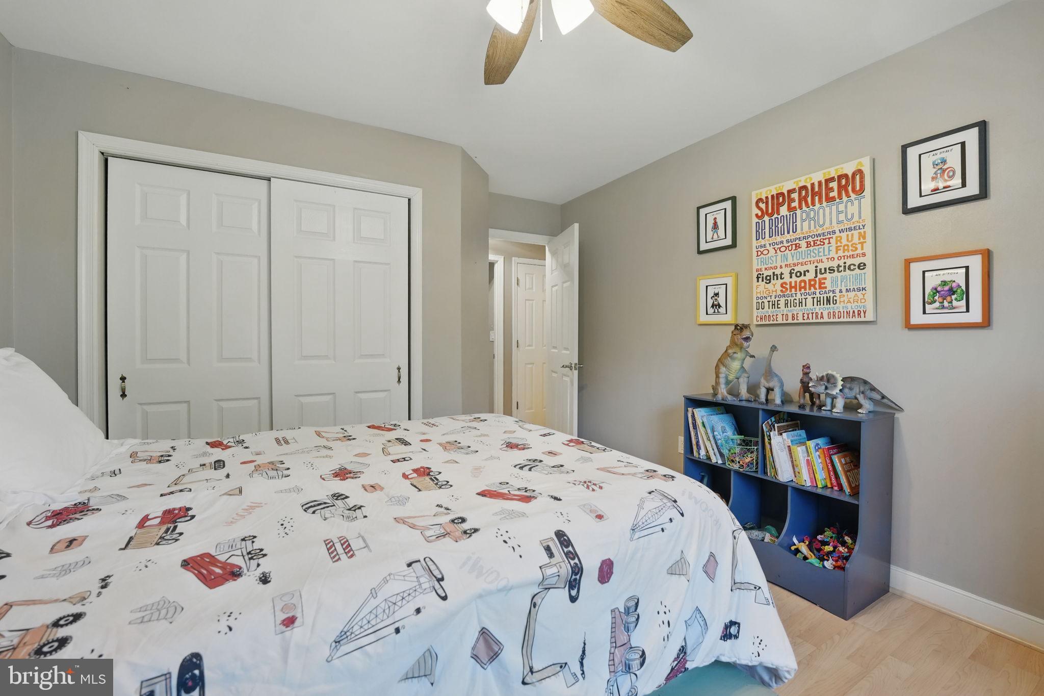 PIEDMONT SQUARE - Residential