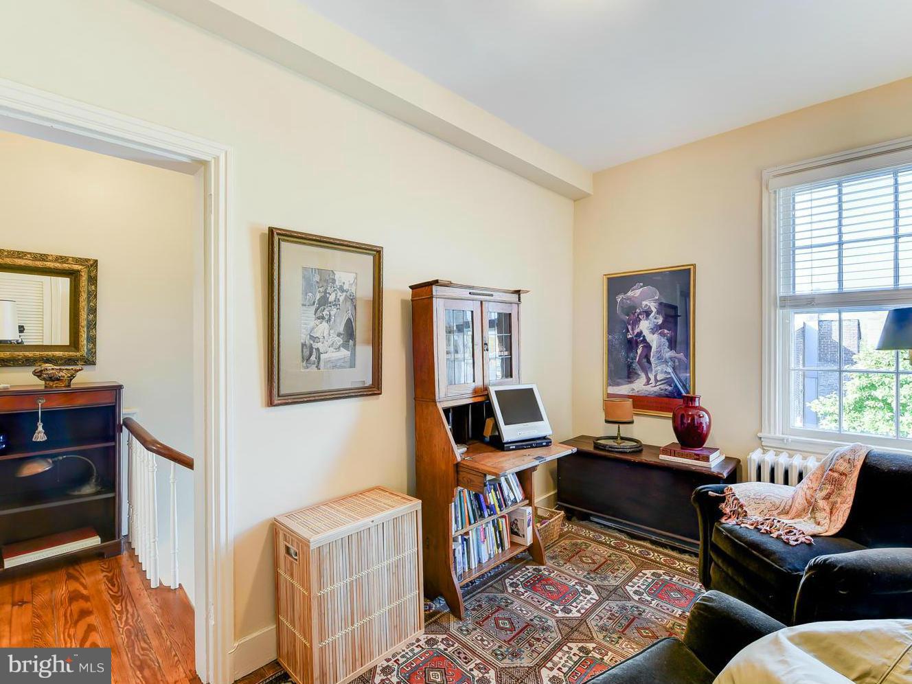 OLD TOWN ALEXANDRIA - Residential