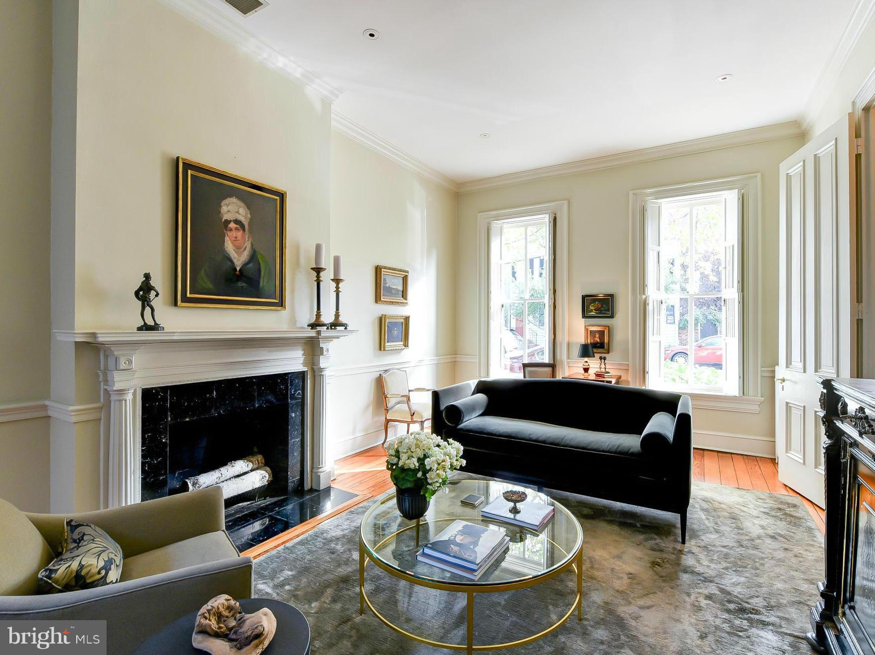 OLD TOWN ALEXANDRIA - Residential