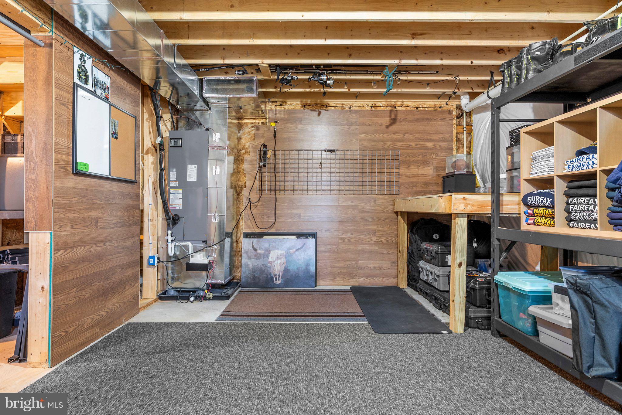 KEYES FERRY ACRES - Residential