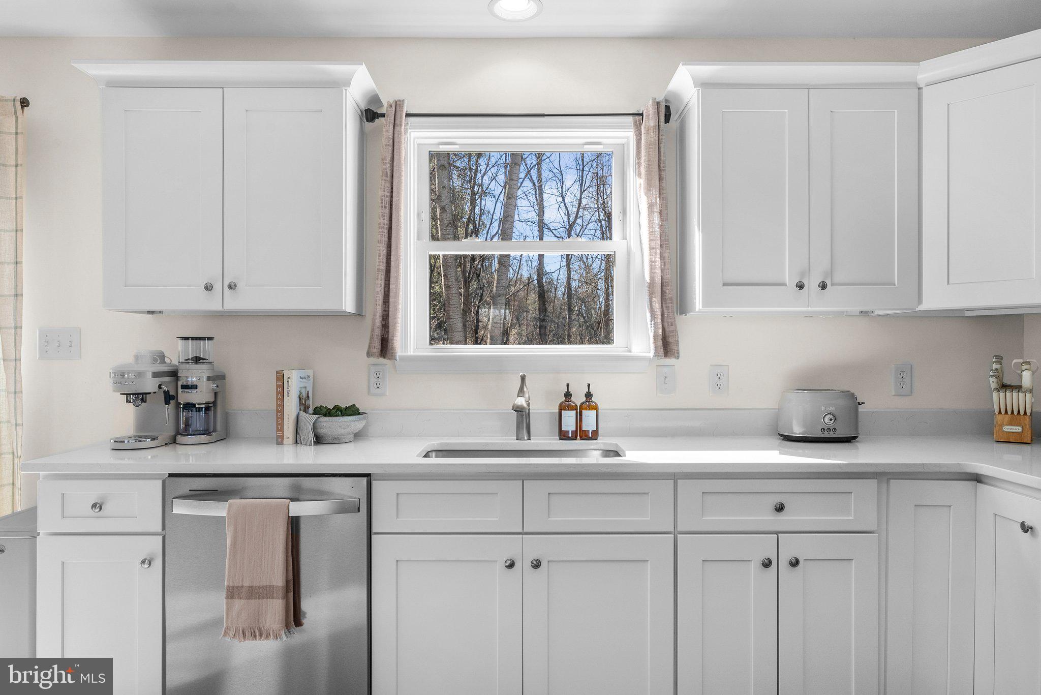 KEYES FERRY ACRES - Residential