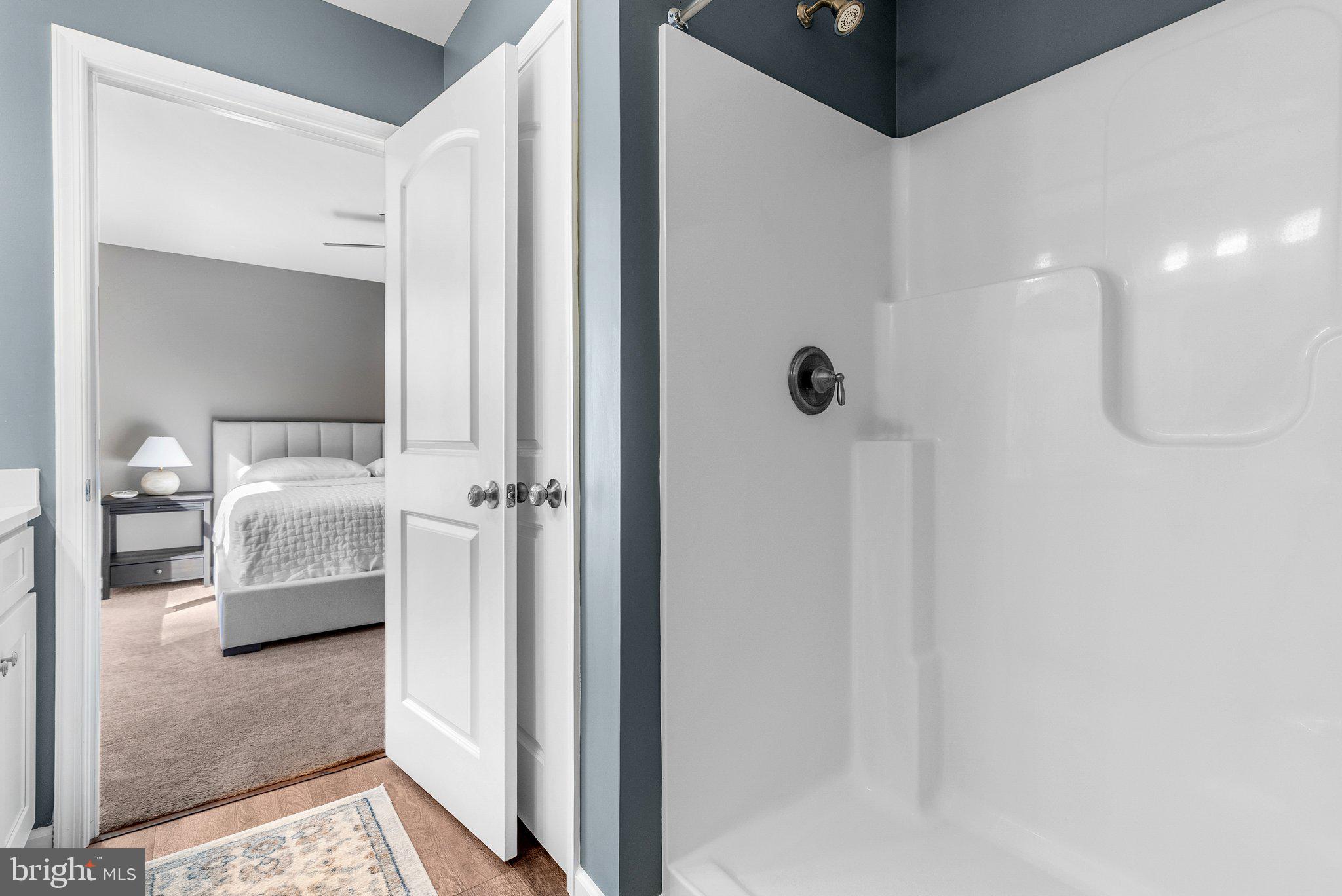 KEYES FERRY ACRES - Residential