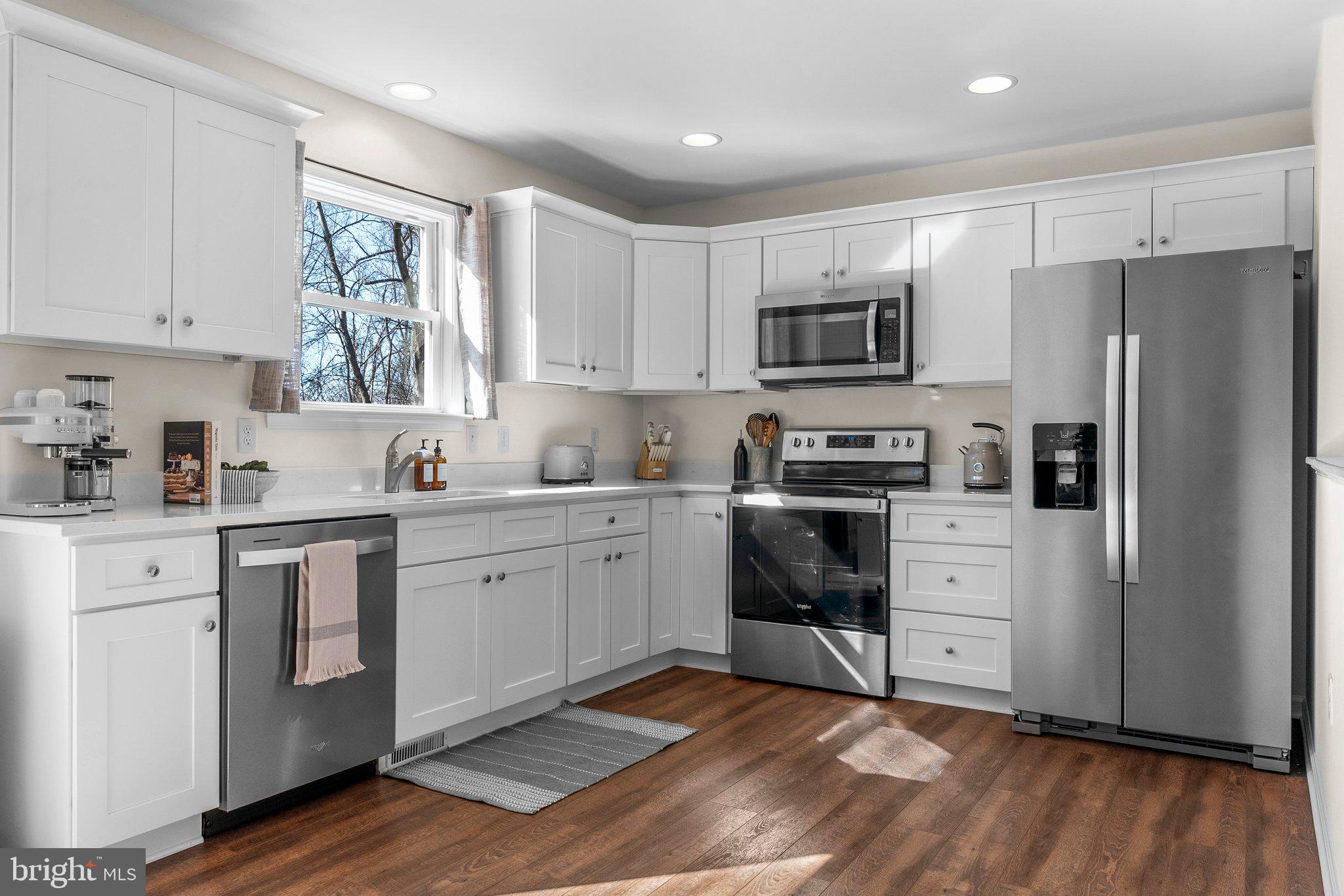 KEYES FERRY ACRES - Residential