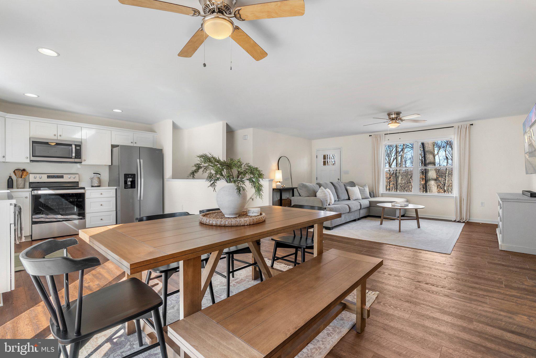 KEYES FERRY ACRES - Residential