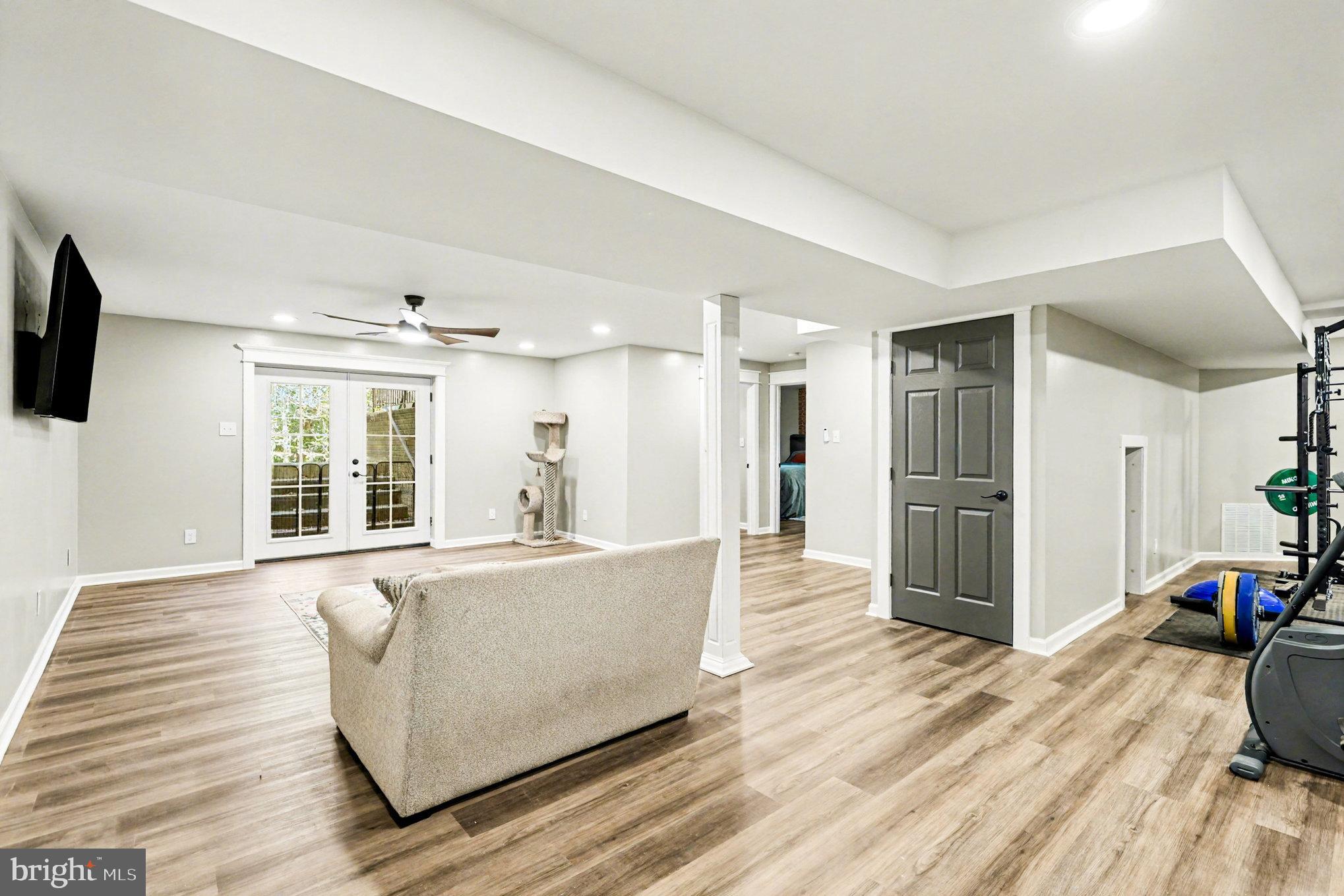 FOX RUN - Residential