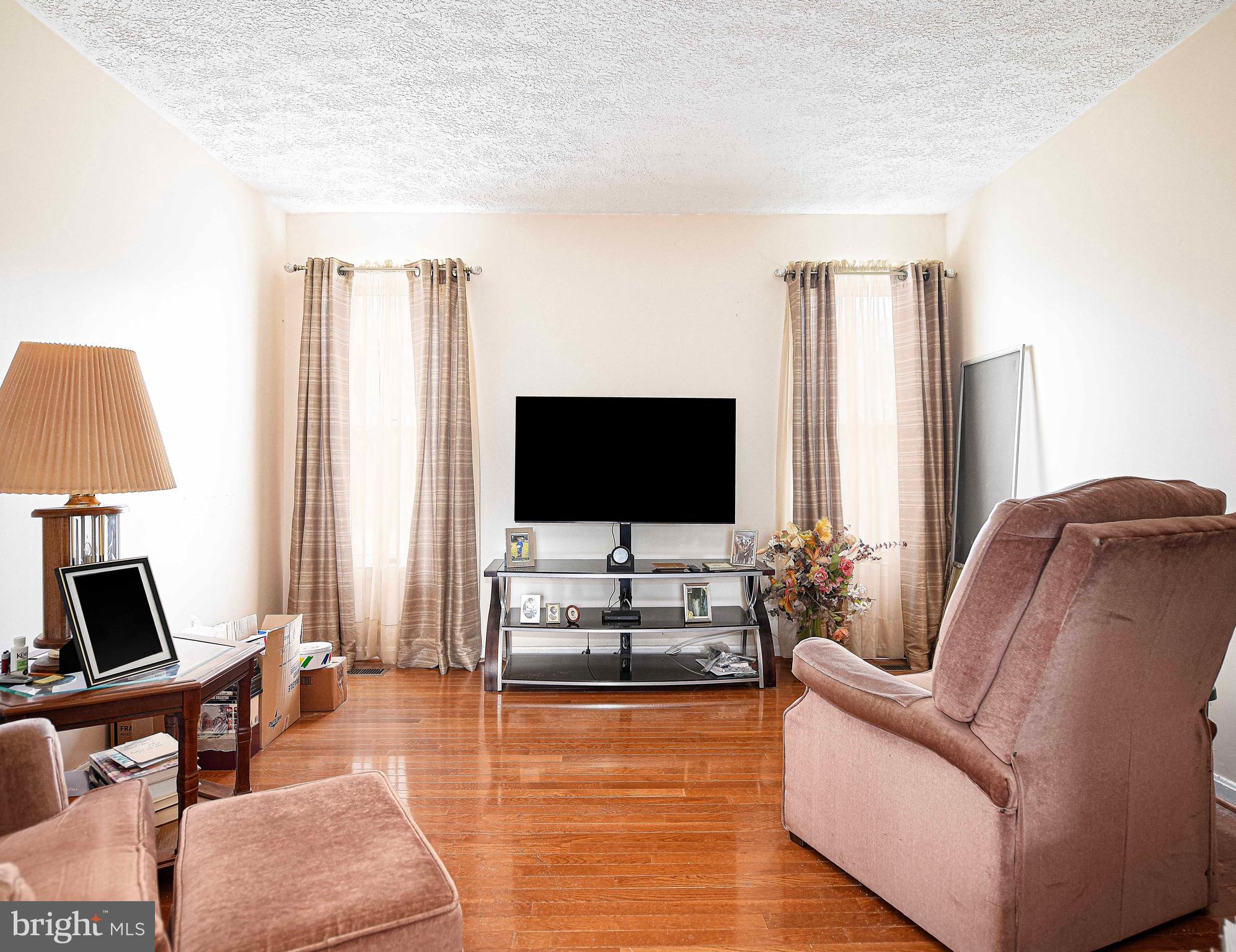 PHILADELPHIA STATION - Residential