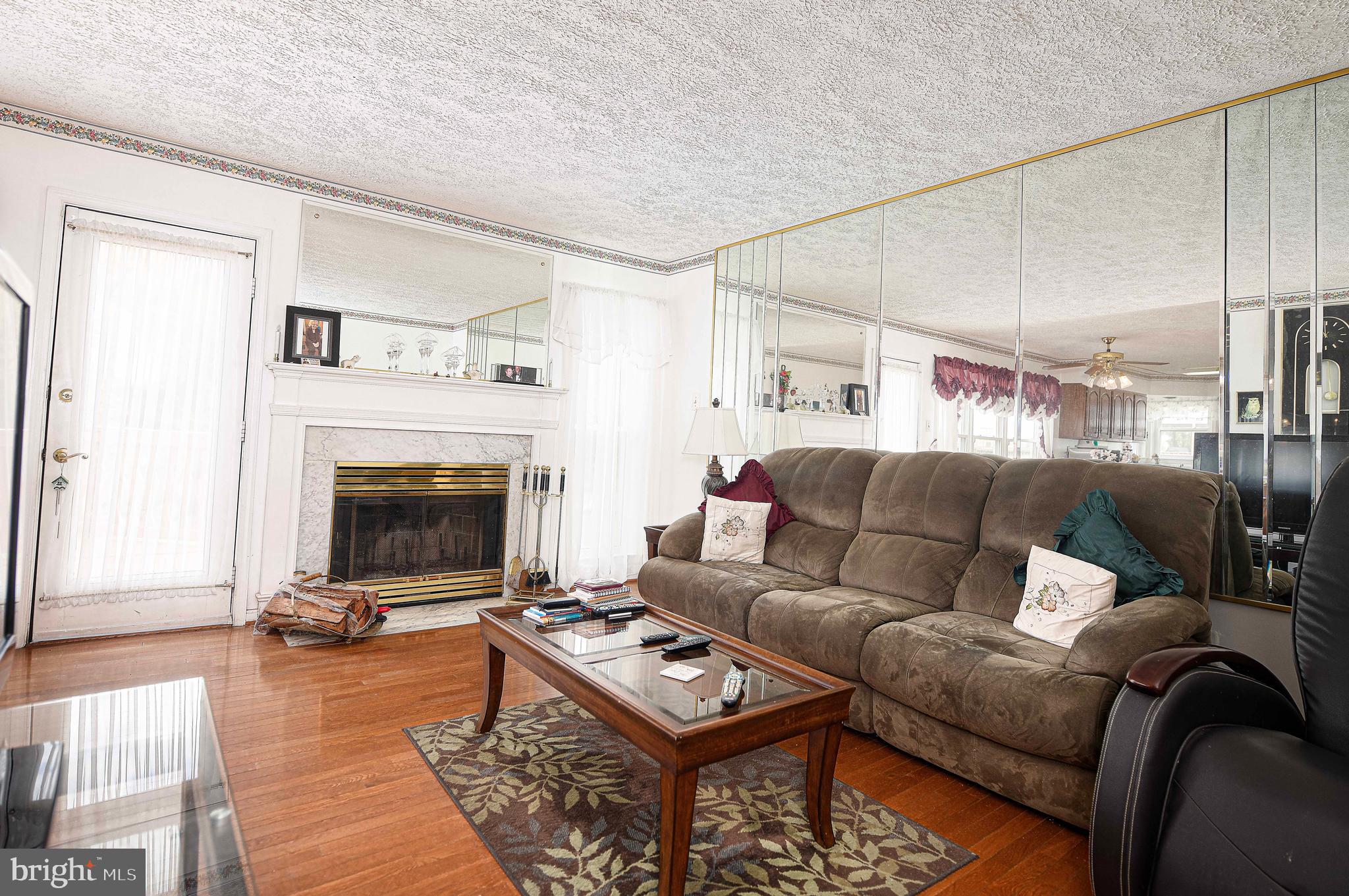 PHILADELPHIA STATION - Residential