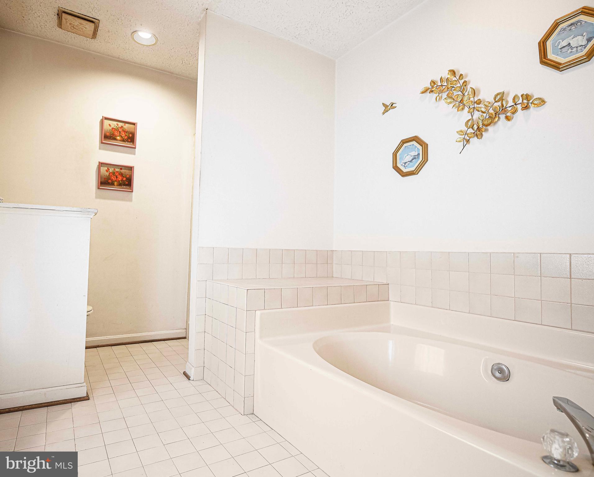 PHILADELPHIA STATION - Residential