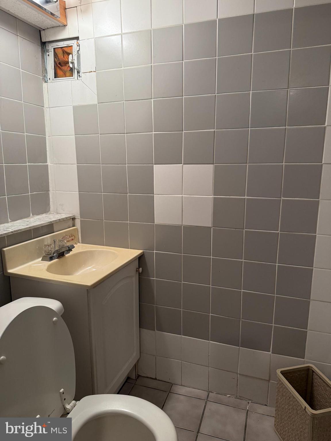 PHILADELPHIA - Residential