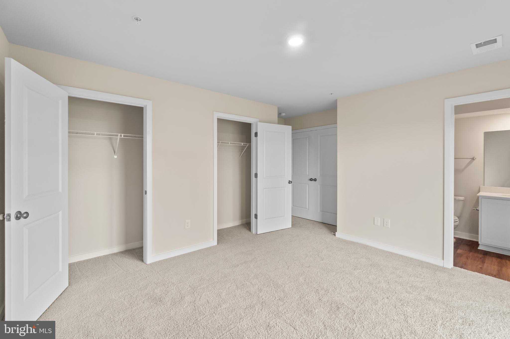 PINEGROVE - Residential