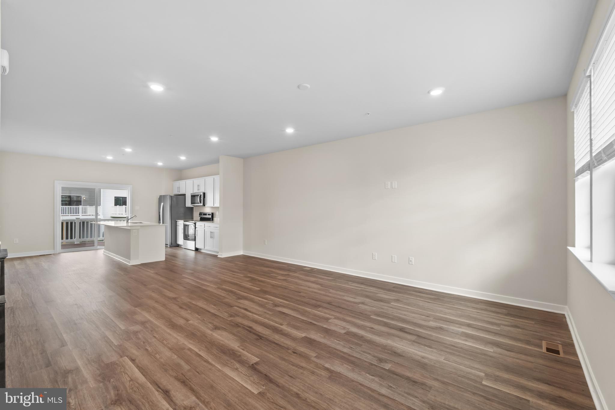 PINEGROVE - Residential