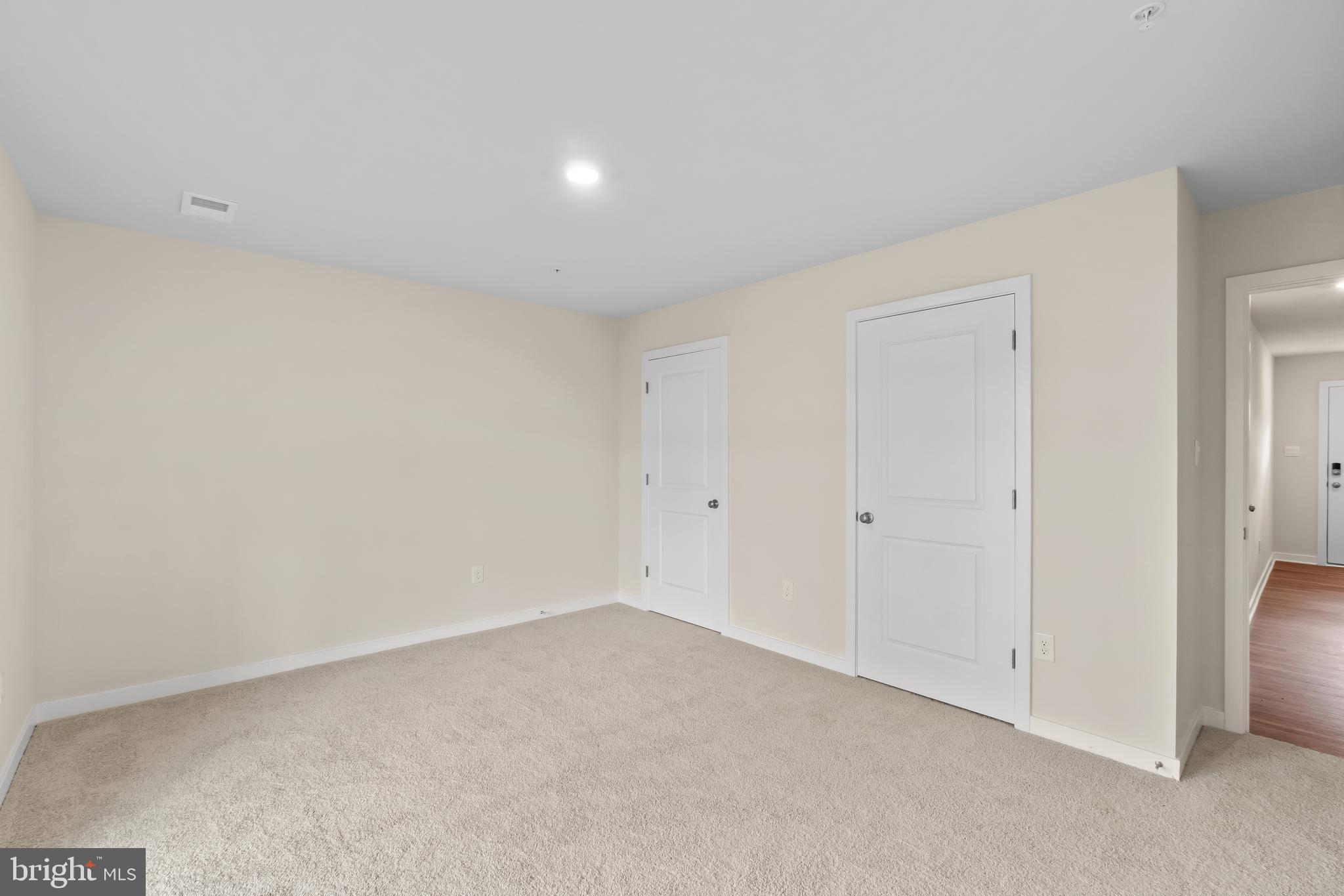 PINEGROVE - Residential