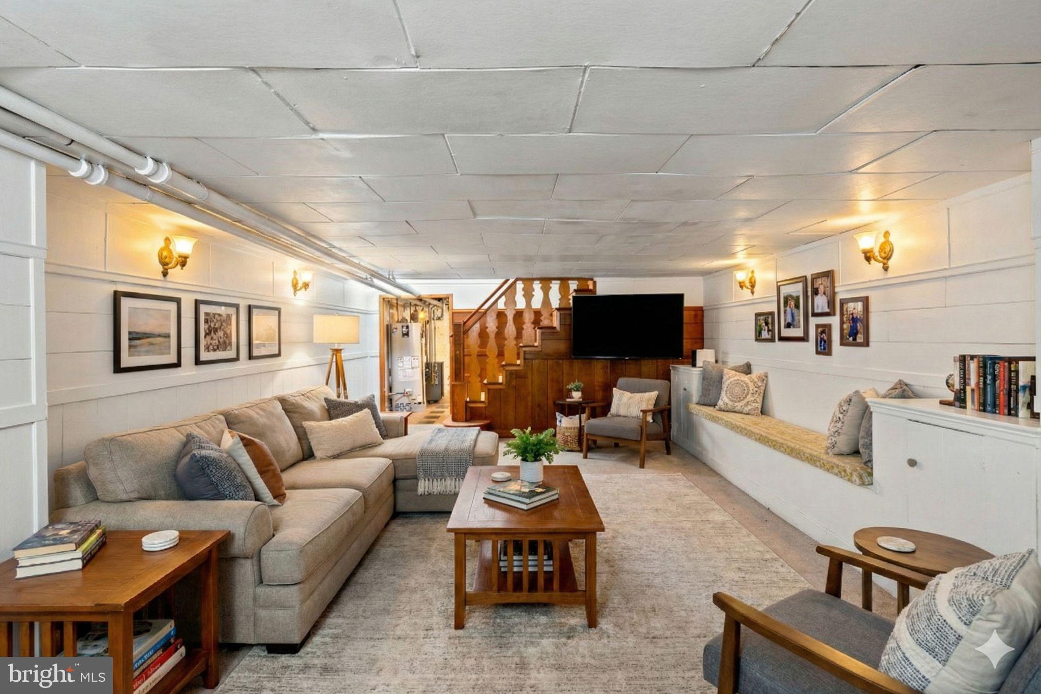 JOSEPH LEE - Residential