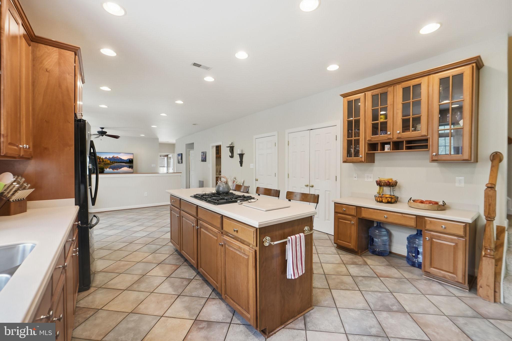 BRIARCLIFF MANOR - Residential