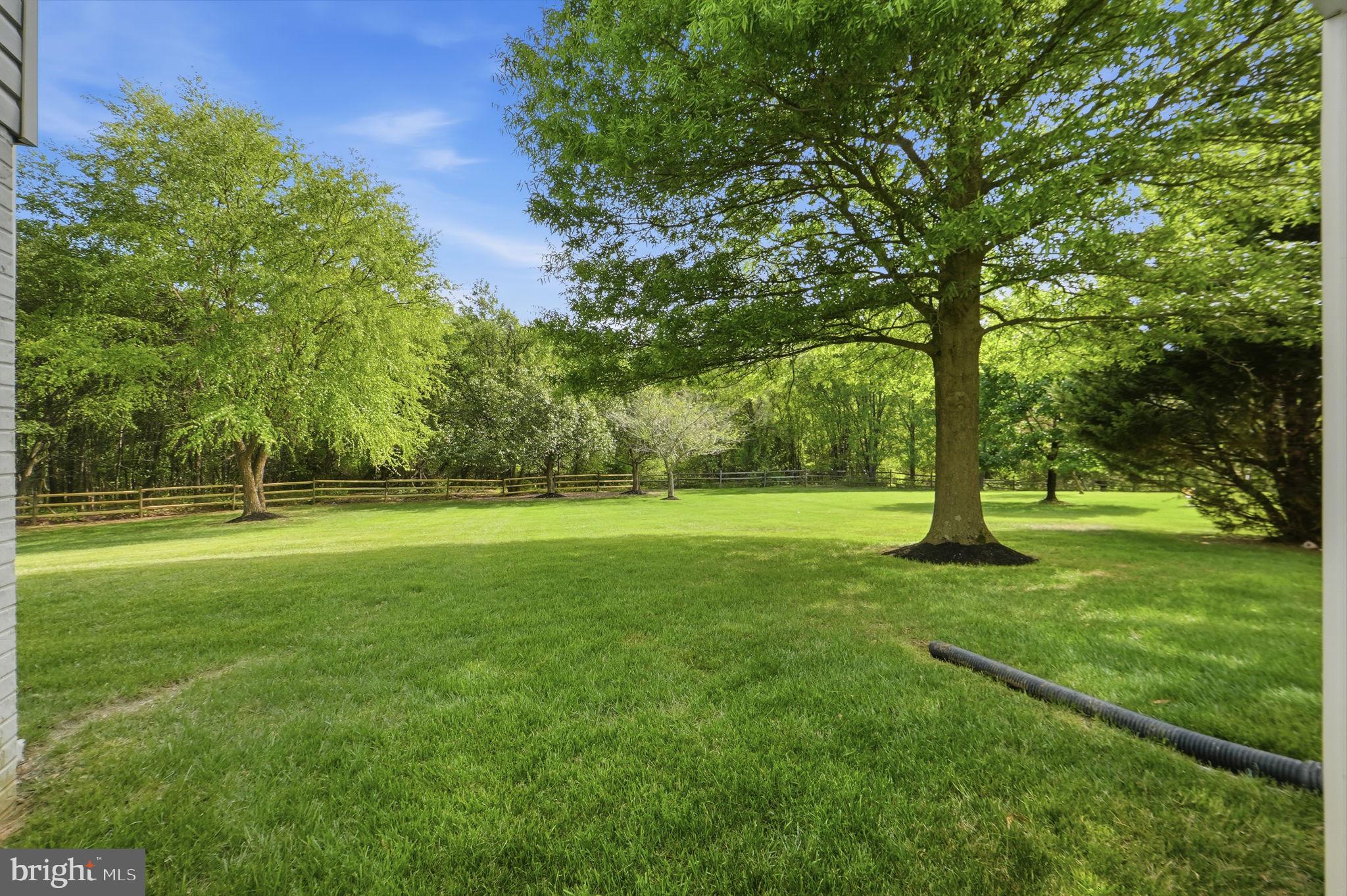 BRIARCLIFF MANOR - Residential