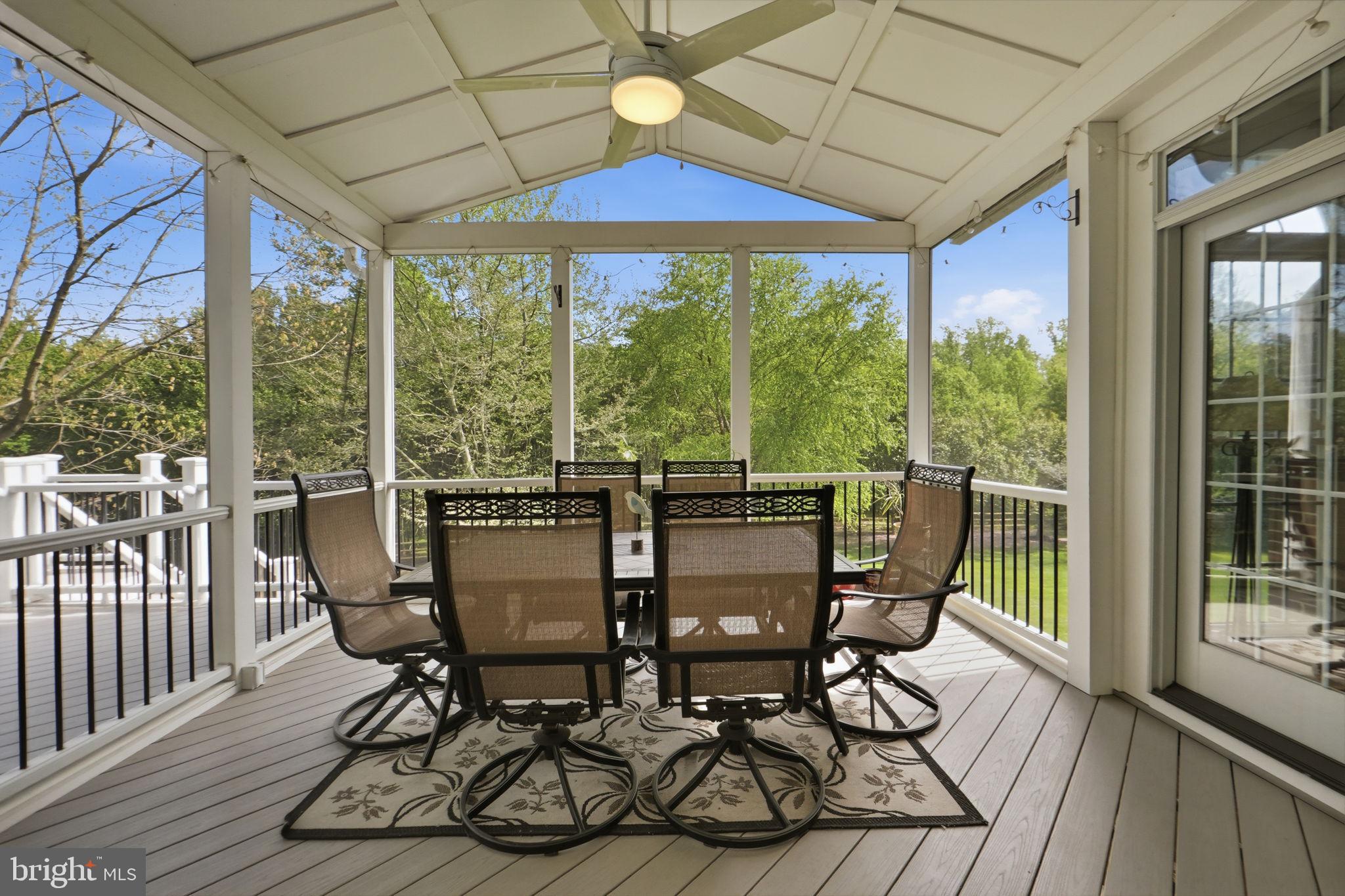 BRIARCLIFF MANOR - Residential