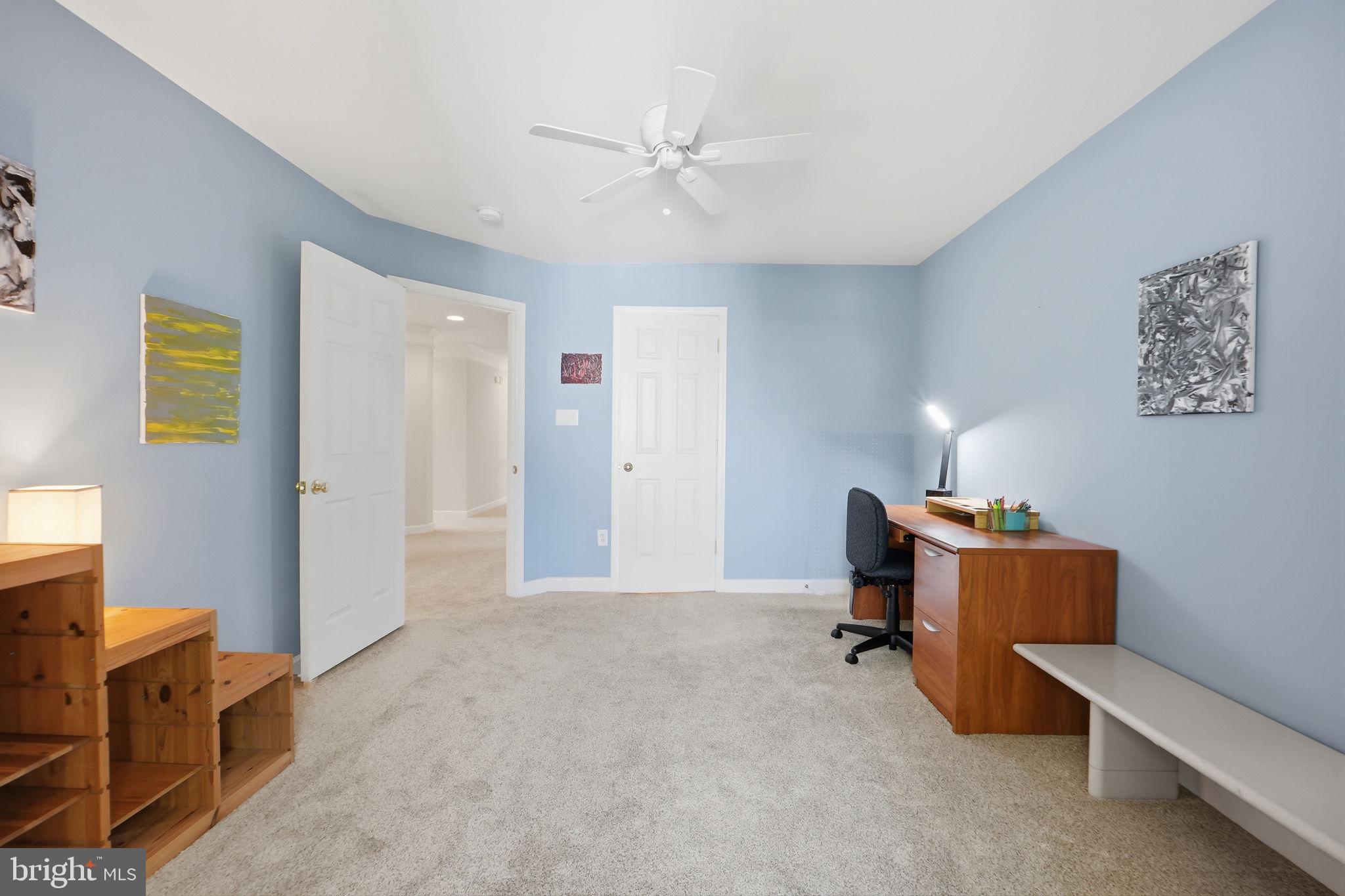 BRIARCLIFF MANOR - Residential