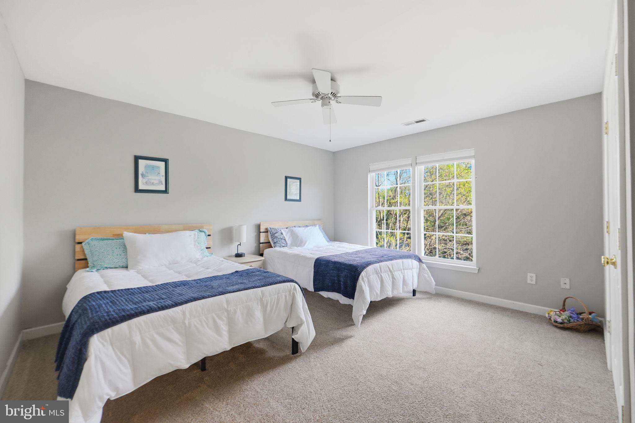 BRIARCLIFF MANOR - Residential