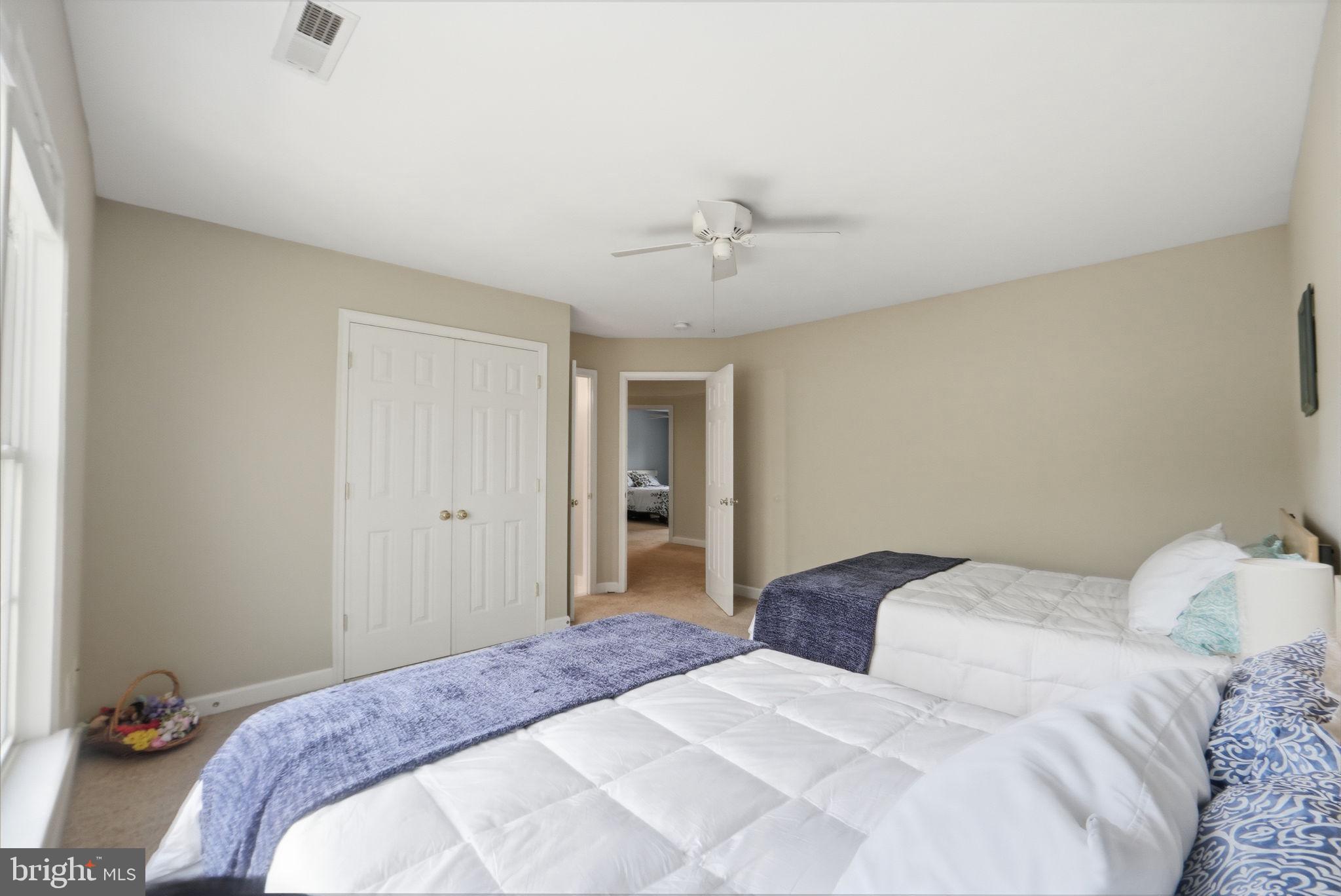BRIARCLIFF MANOR - Residential