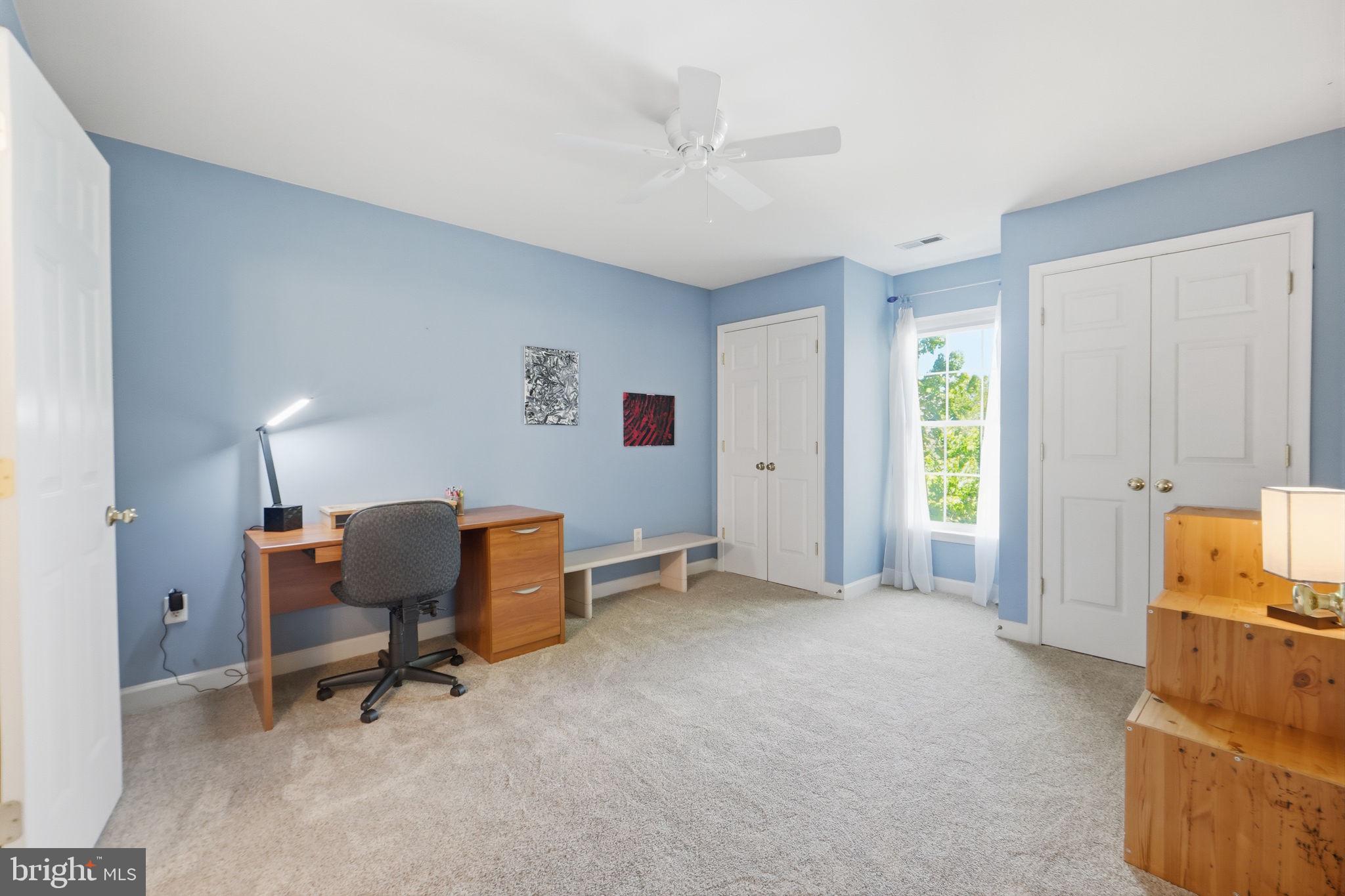 BRIARCLIFF MANOR - Residential