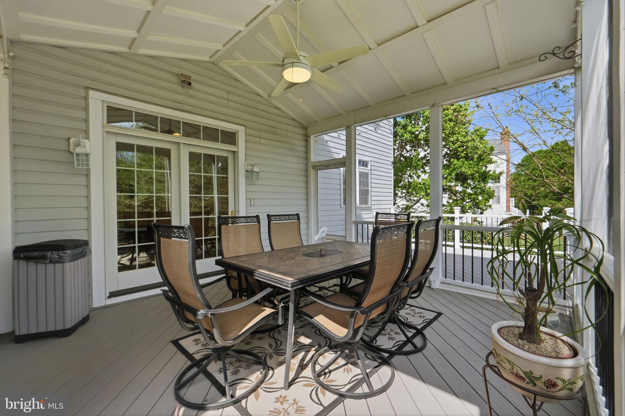 BRIARCLIFF MANOR - Residential