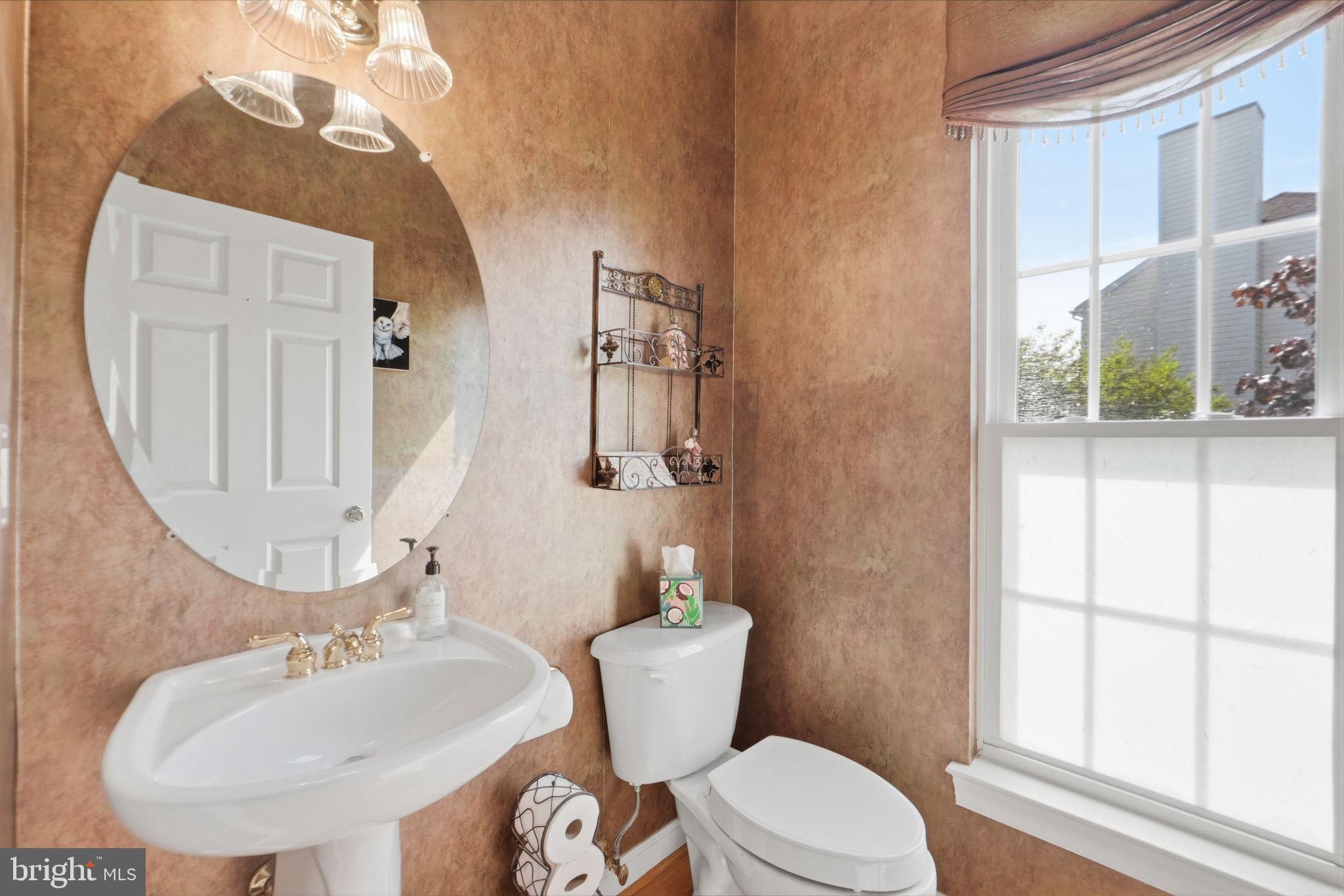 BRIARCLIFF MANOR - Residential