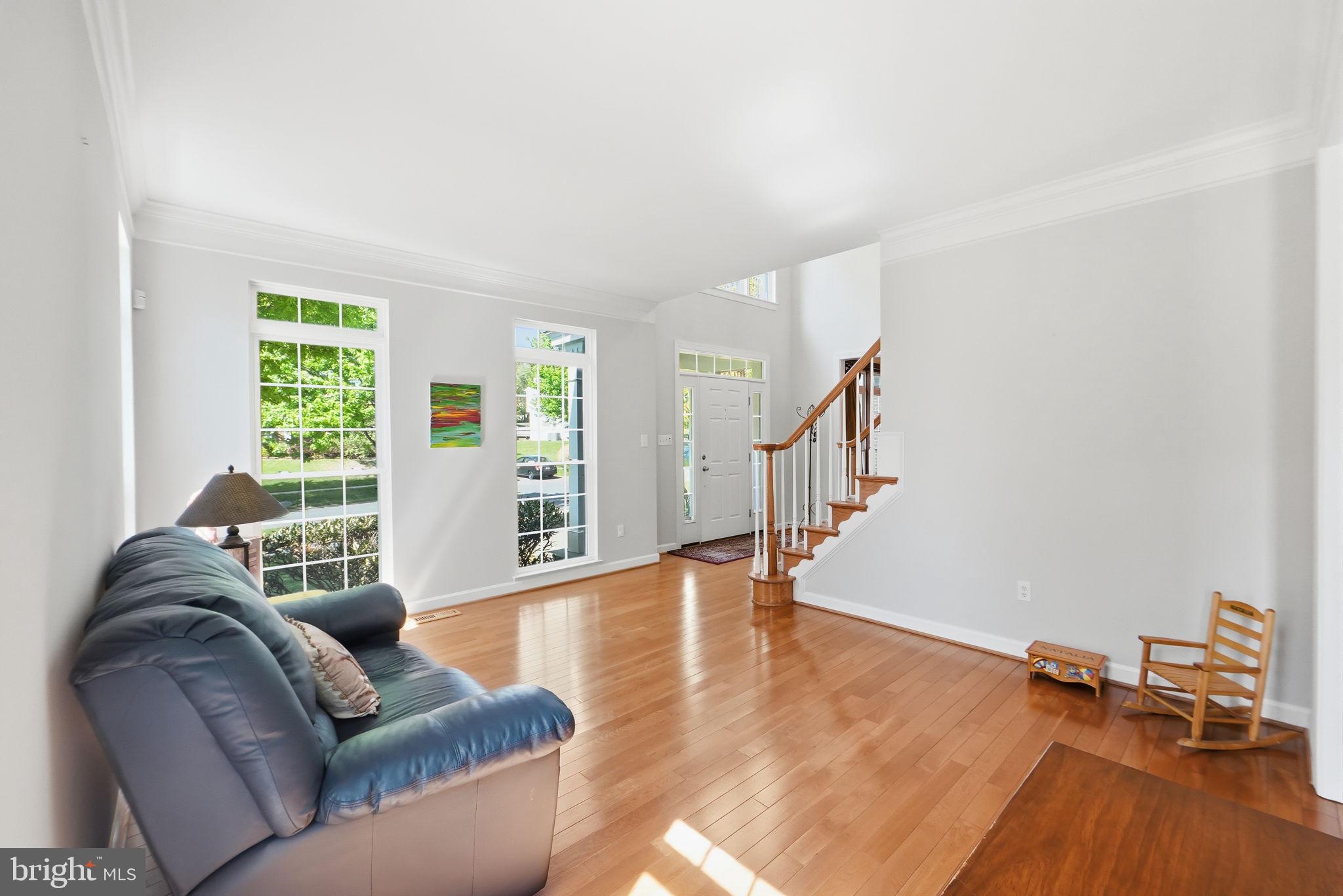 BRIARCLIFF MANOR - Residential