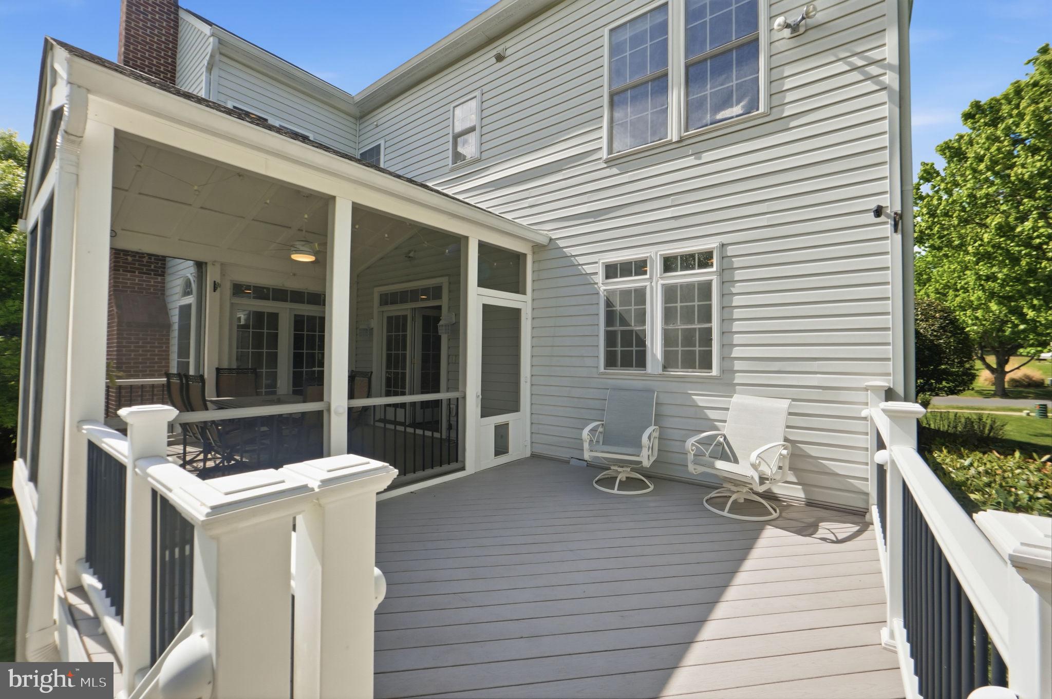 BRIARCLIFF MANOR - Residential