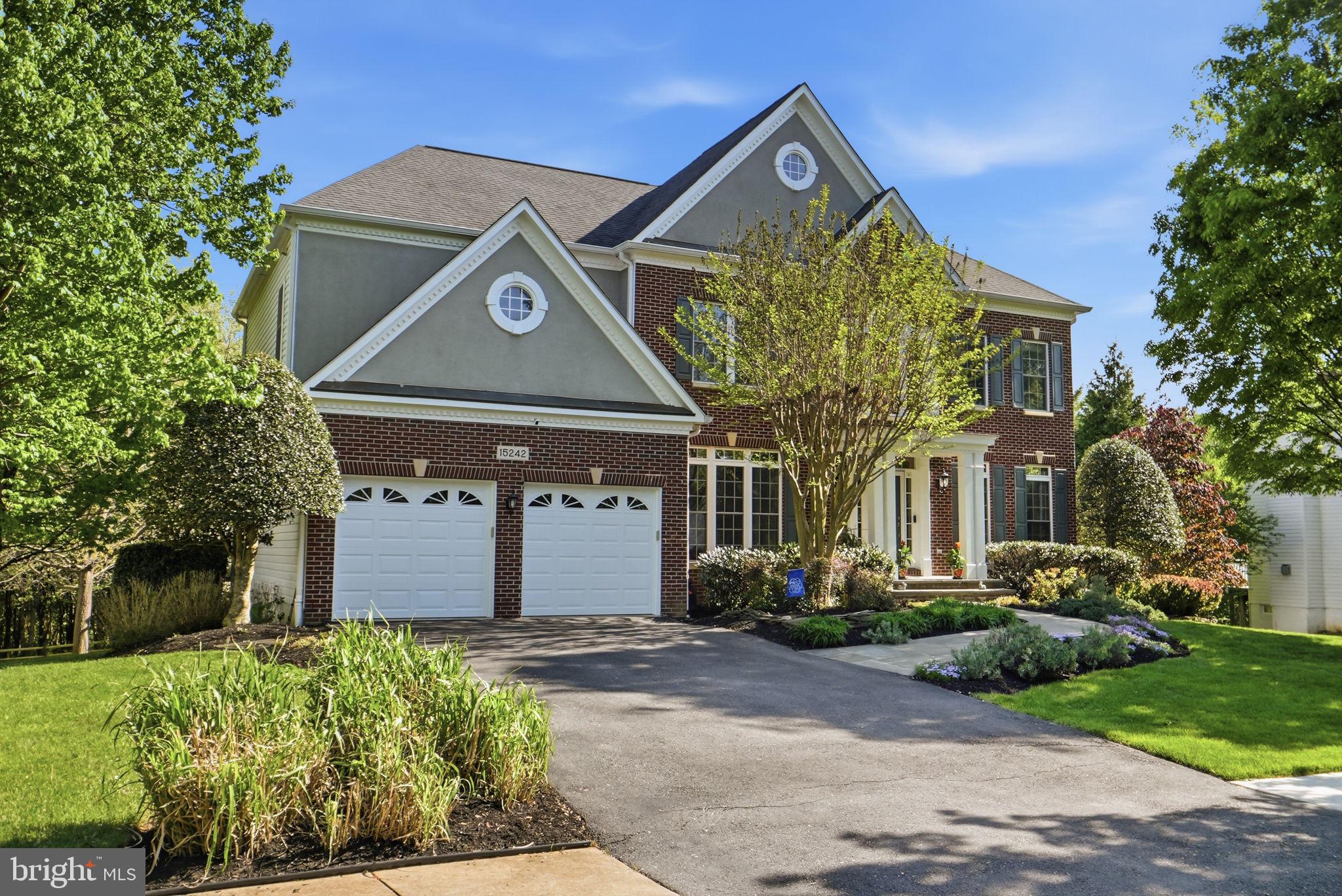 BRIARCLIFF MANOR - Residential