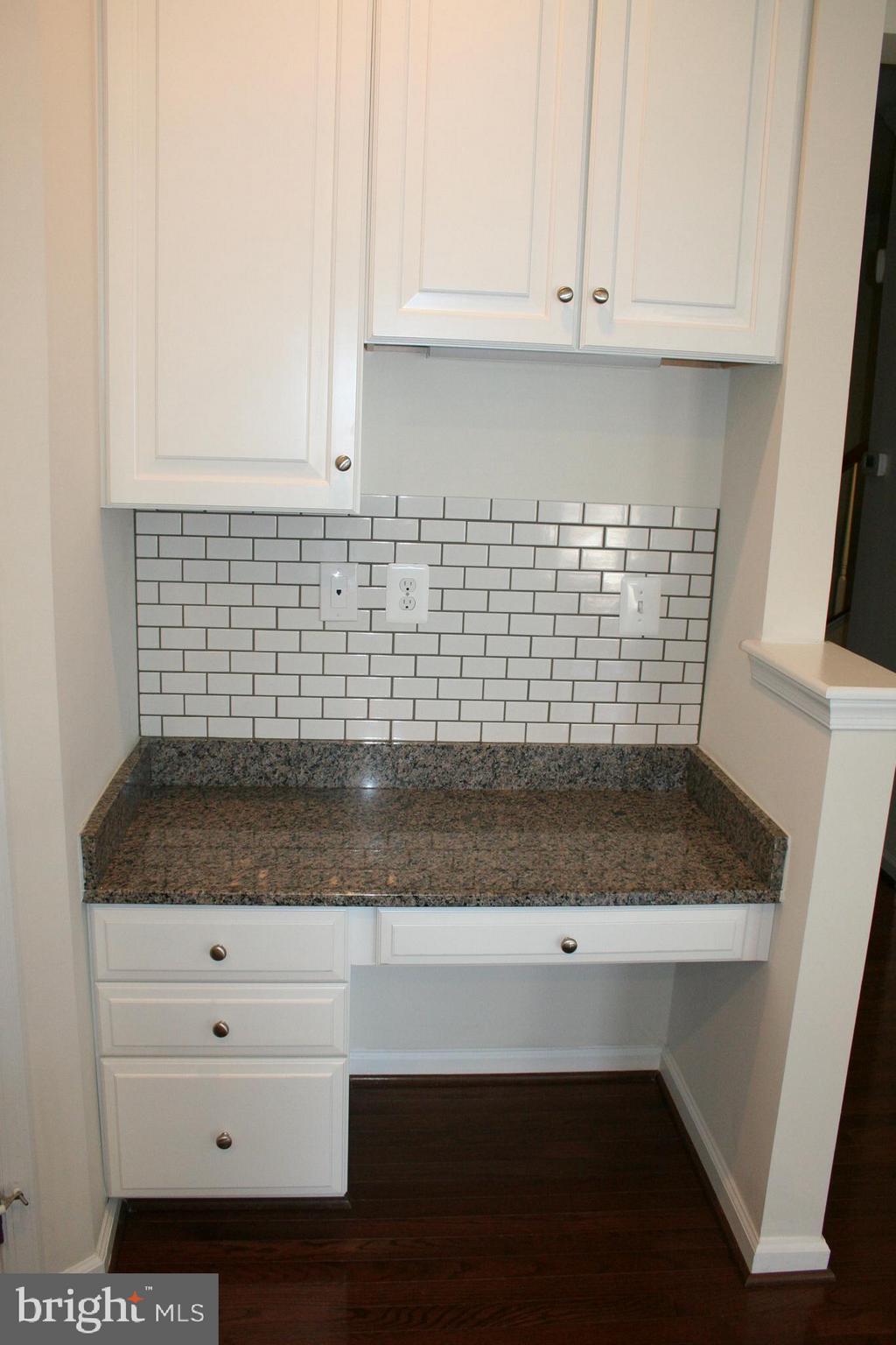 RAINCLIFFE CENTER - Residential