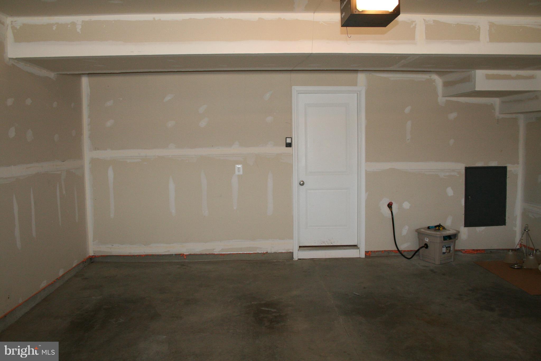 RAINCLIFFE CENTER - Residential