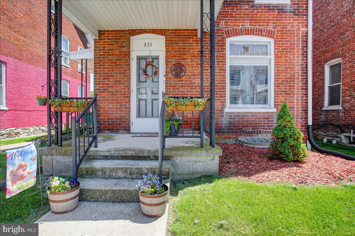 233 CLEVELAND AVENUE