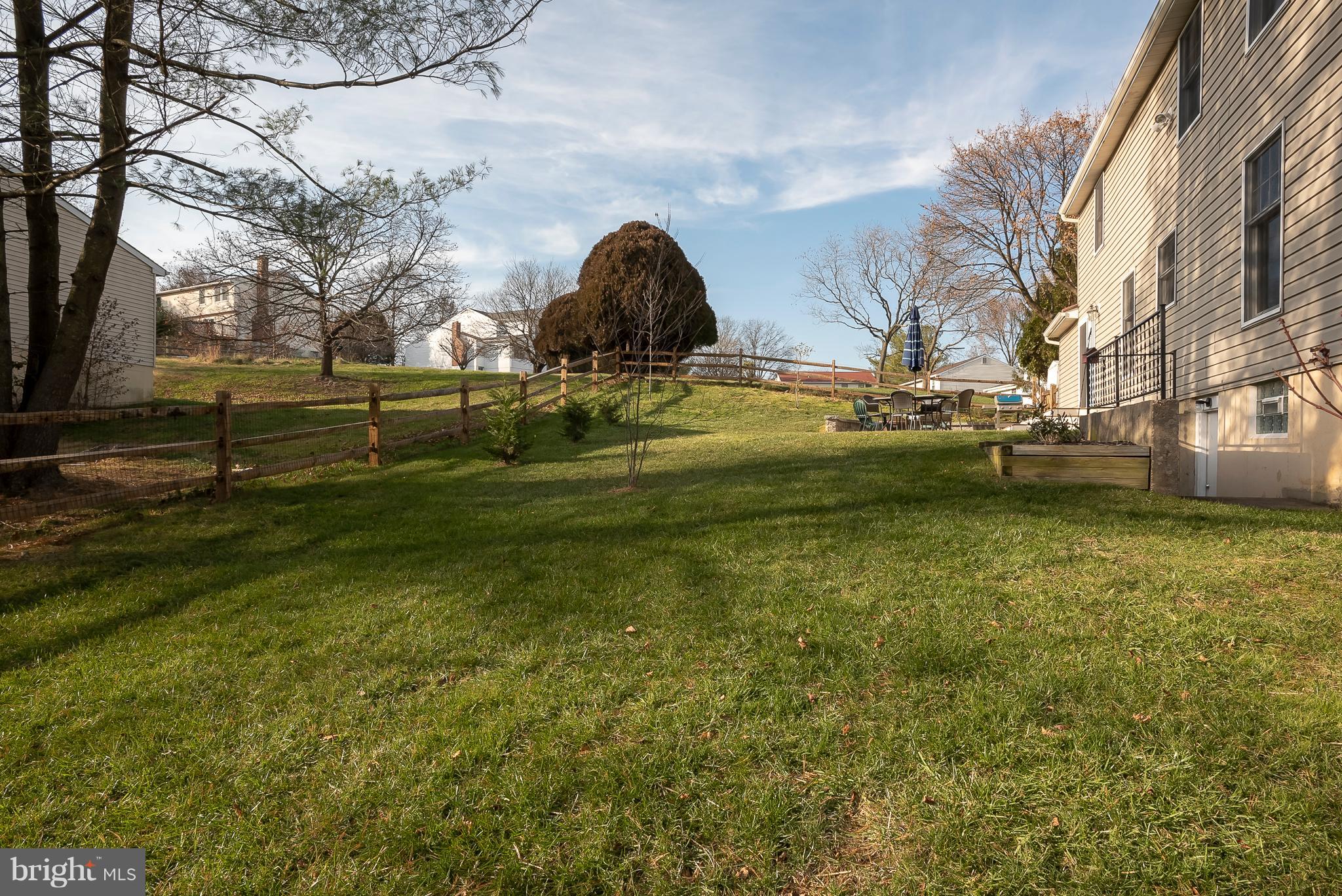 VILLAGE OF LONG REACH - Residential