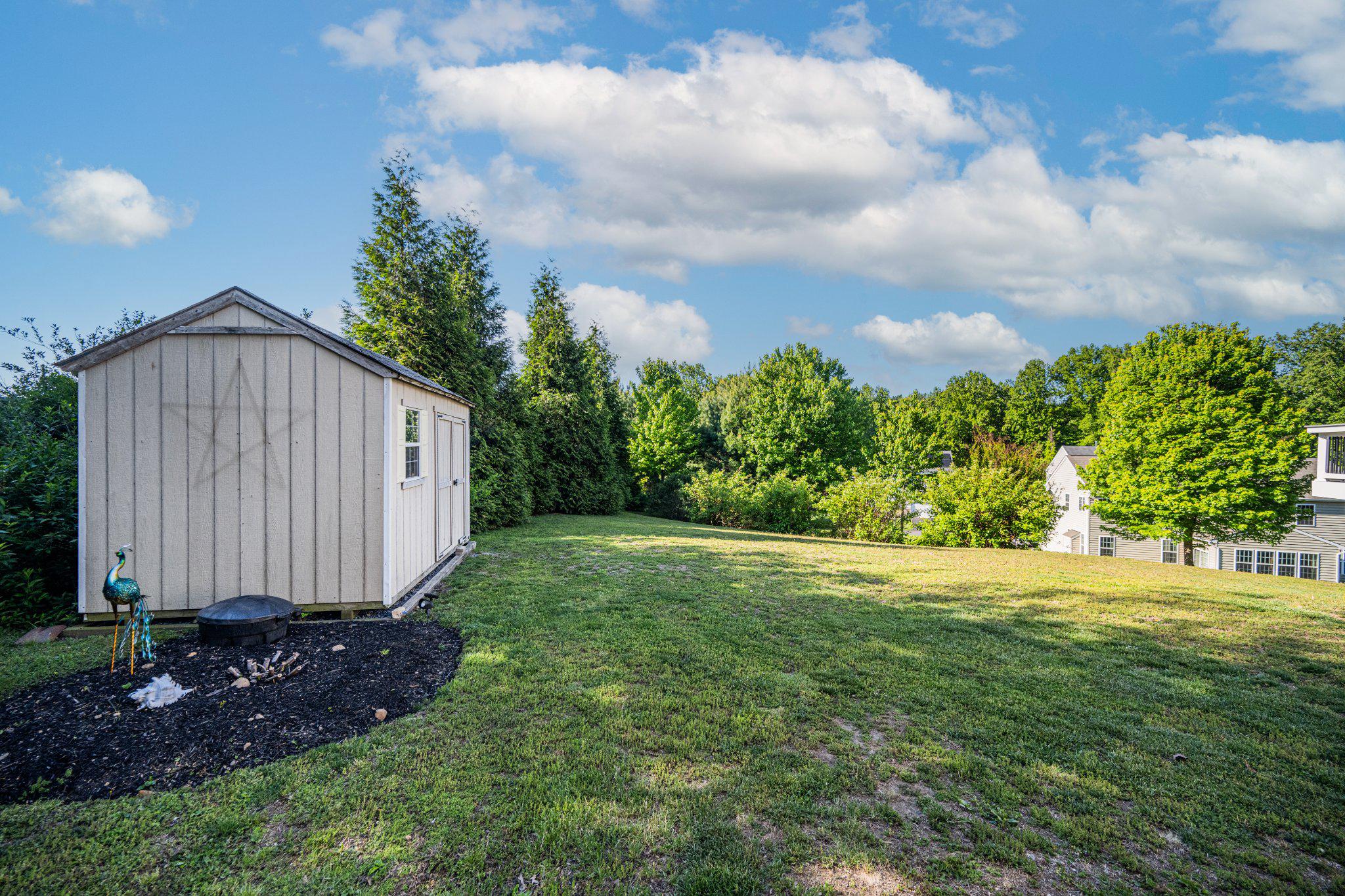 NORTH LAUREL PARK - Residential