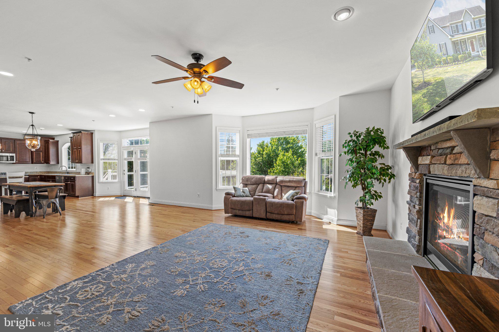 NORTH LAUREL PARK - Residential