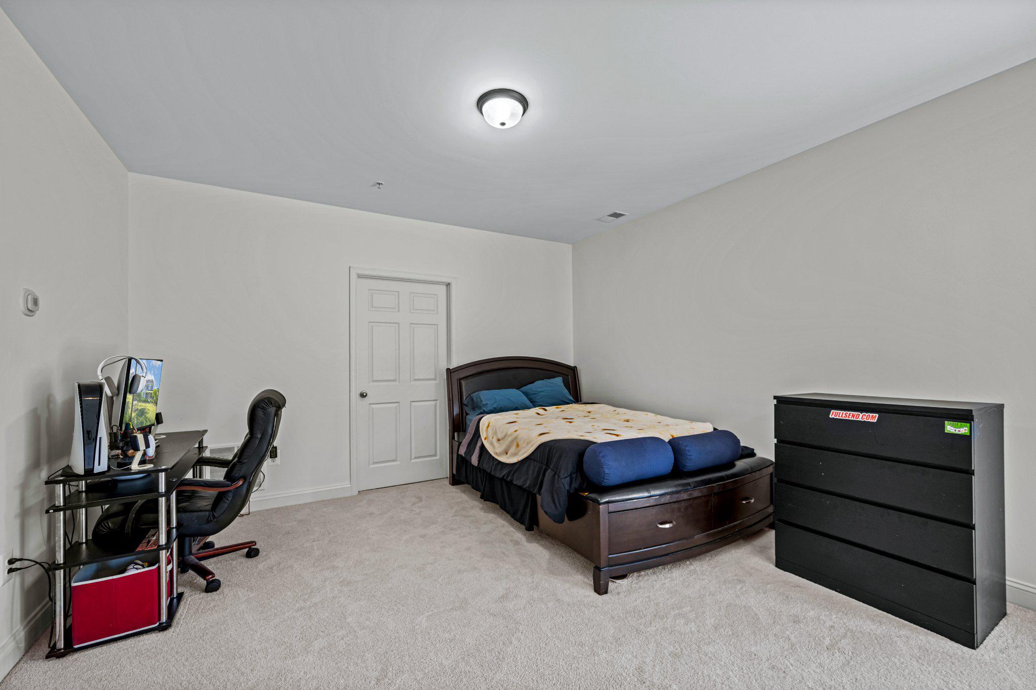 NORTH LAUREL PARK - Residential
