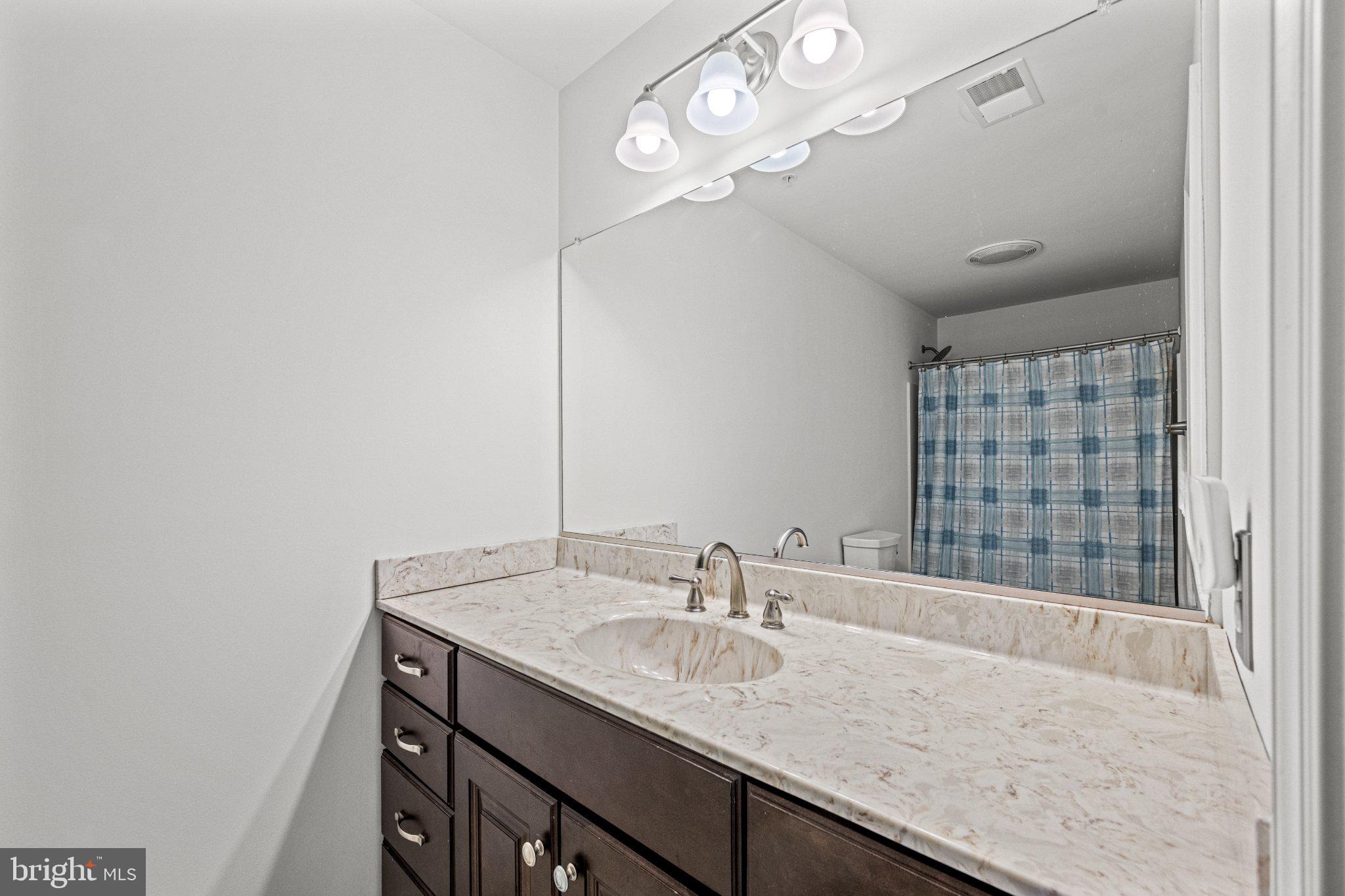 NORTH LAUREL PARK - Residential