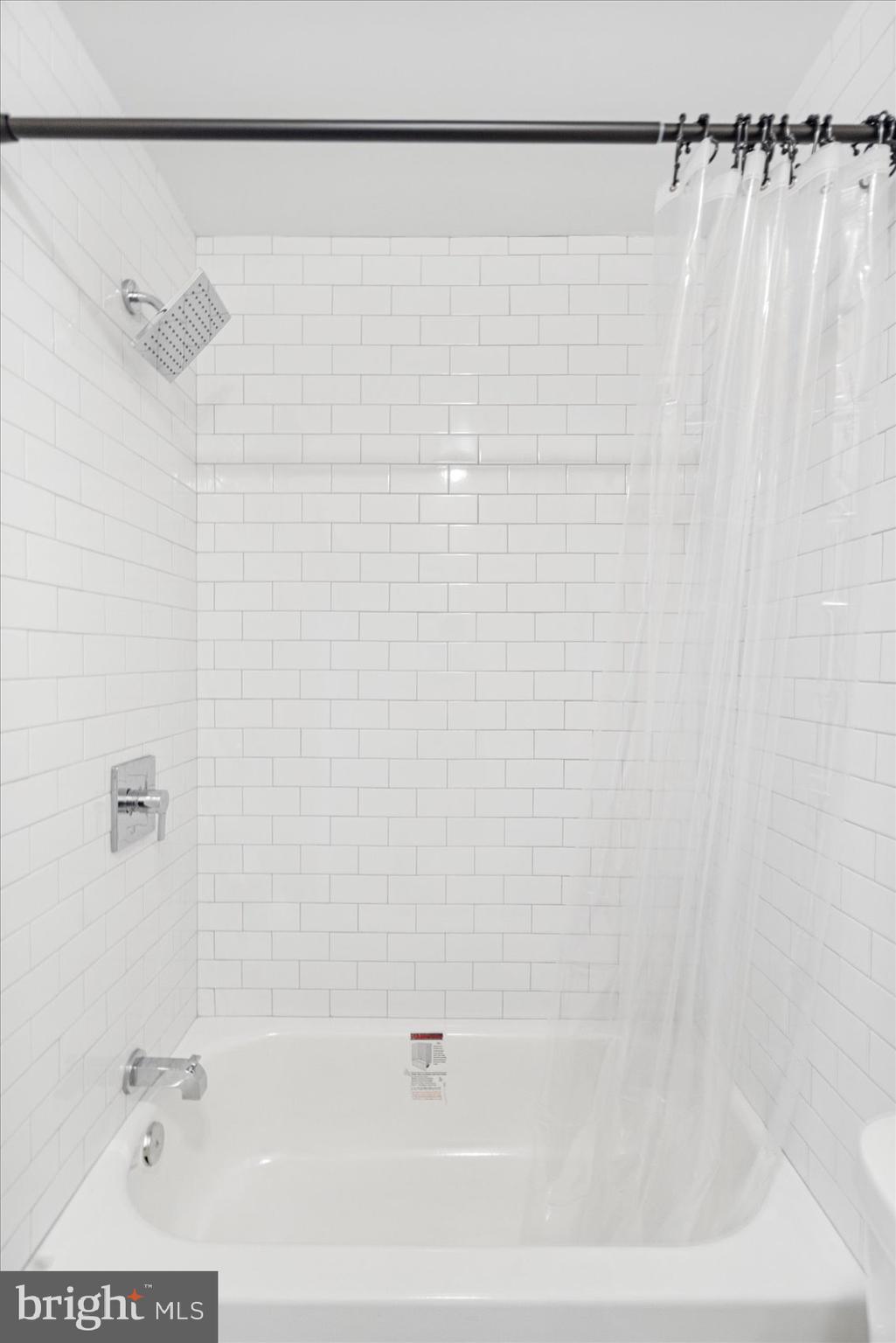 HIGHLANDTOWN - Residential Lease