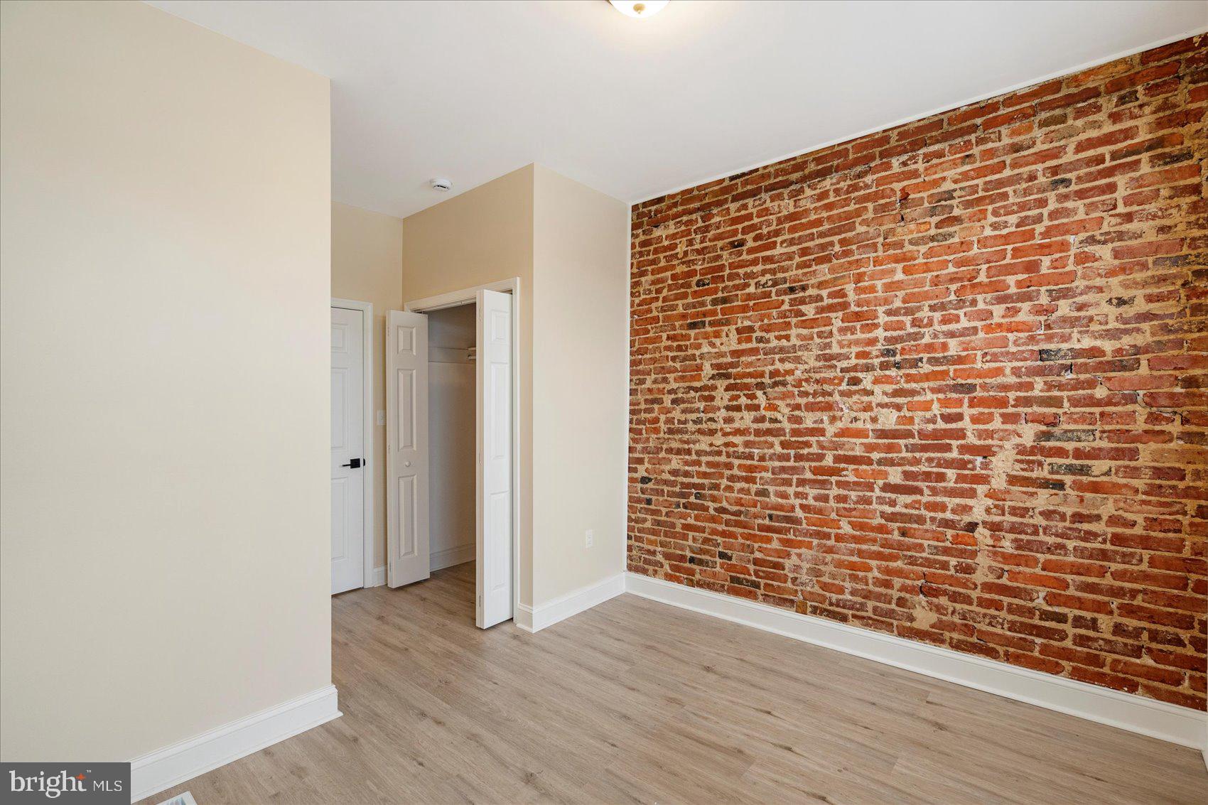 HIGHLANDTOWN - Residential Lease