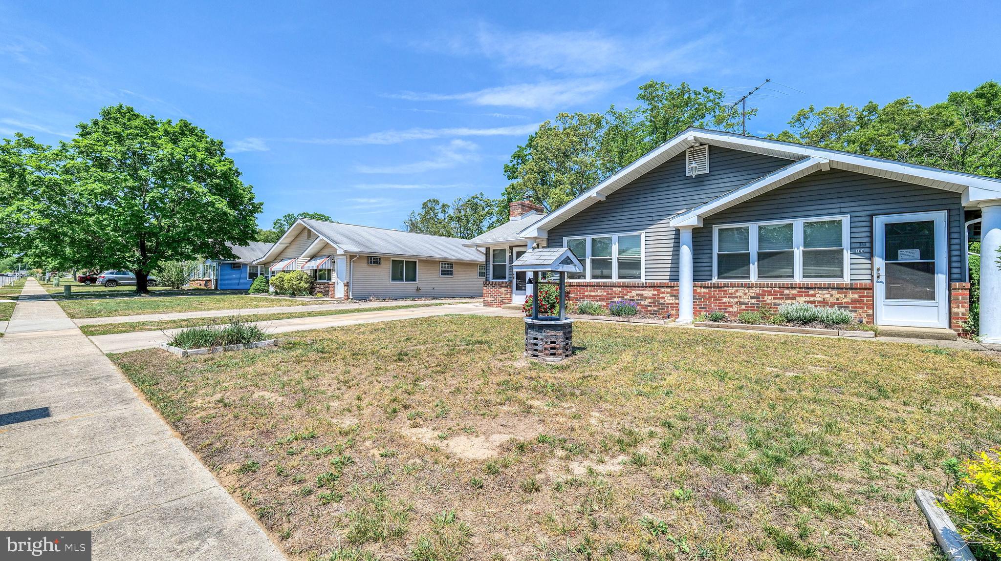 164 ELMTOWNE BOULEVARD