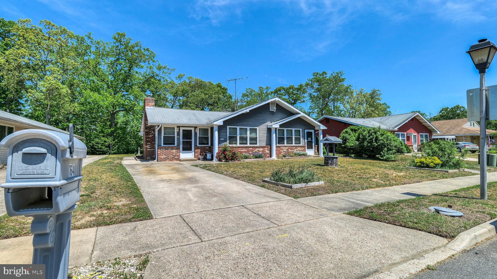 164 ELMTOWNE BOULEVARD