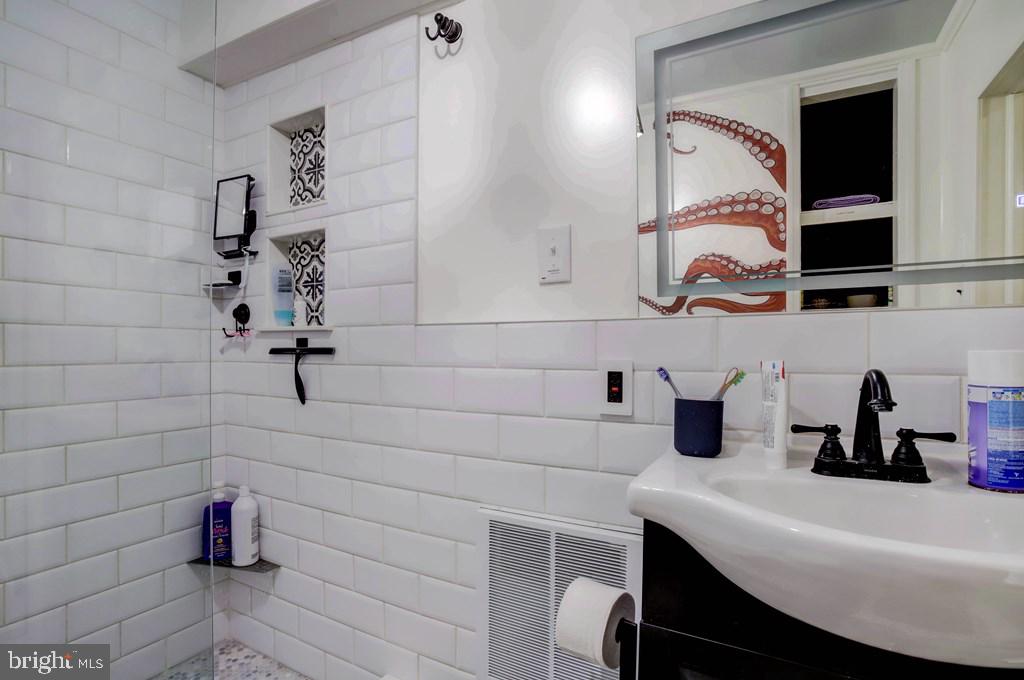 CHINCOTEAGUE - Residential