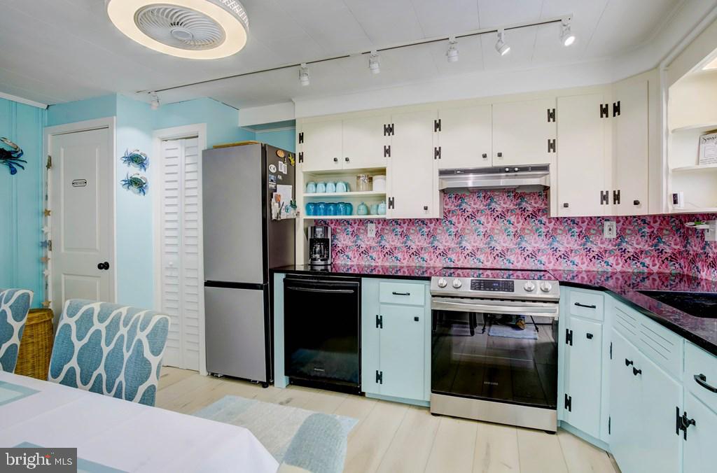 CHINCOTEAGUE - Residential