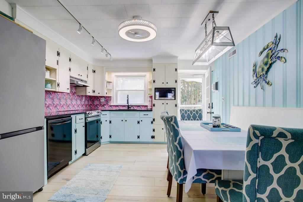 CHINCOTEAGUE - Residential