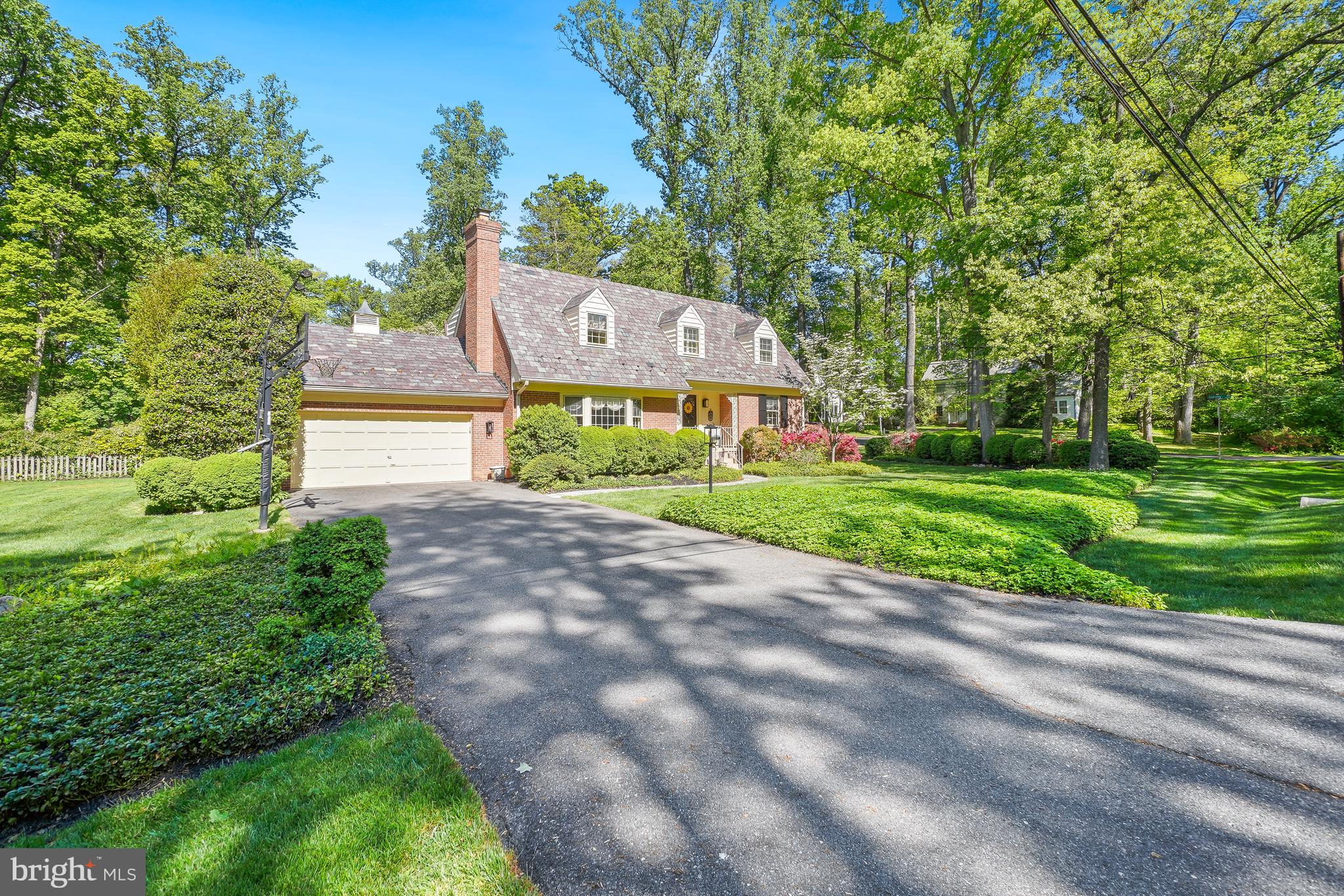 4000 BEVERLY ROAD