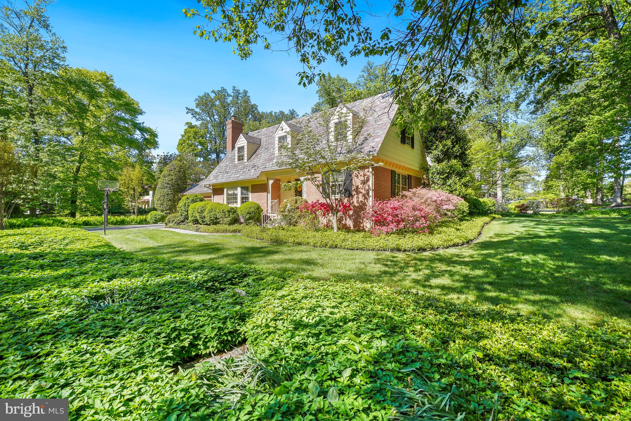 4000 BEVERLY ROAD